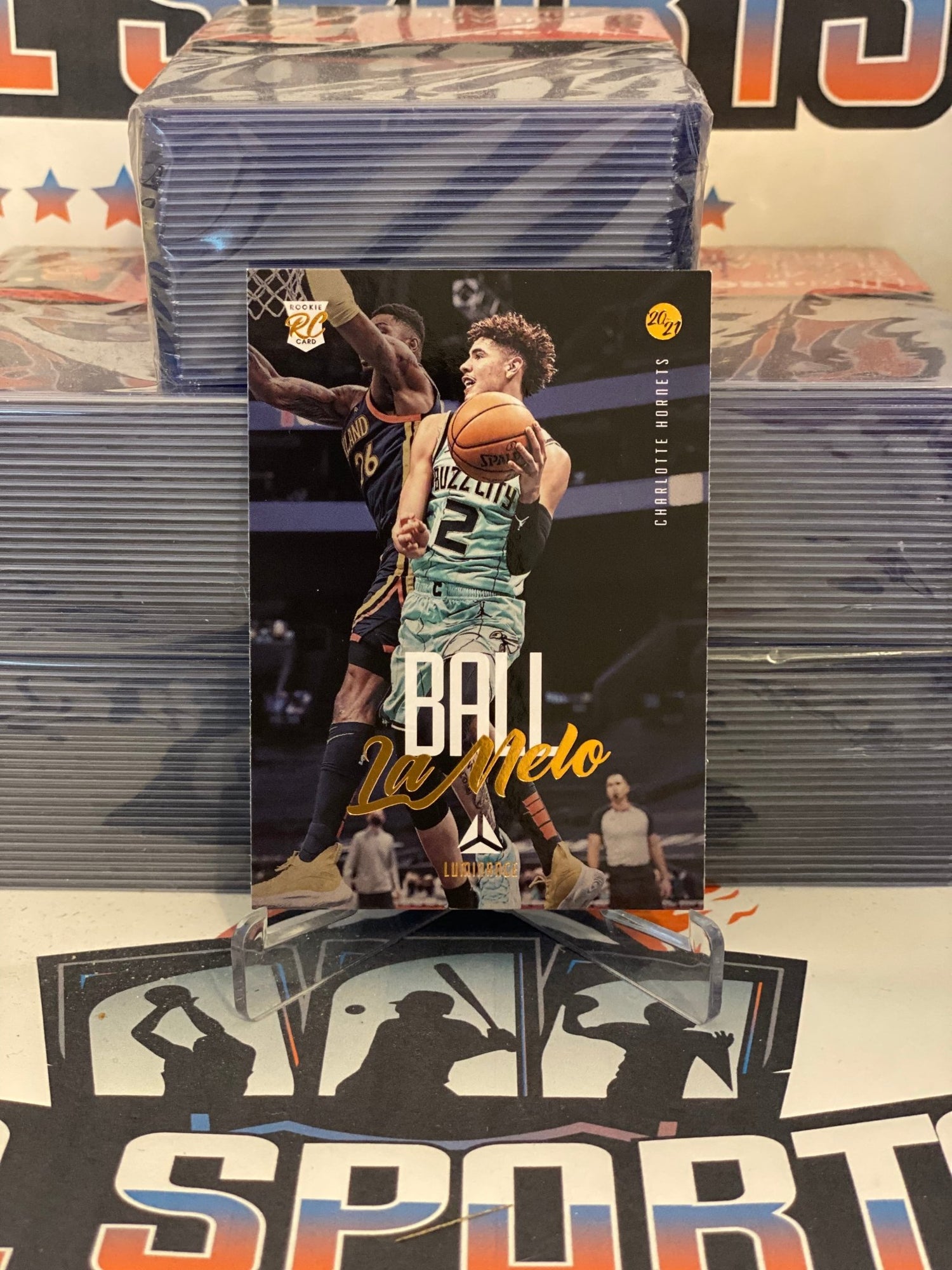 2020 Panini Chronicles (Bronze, Luminance) LaMelo Ball Rookie #147
