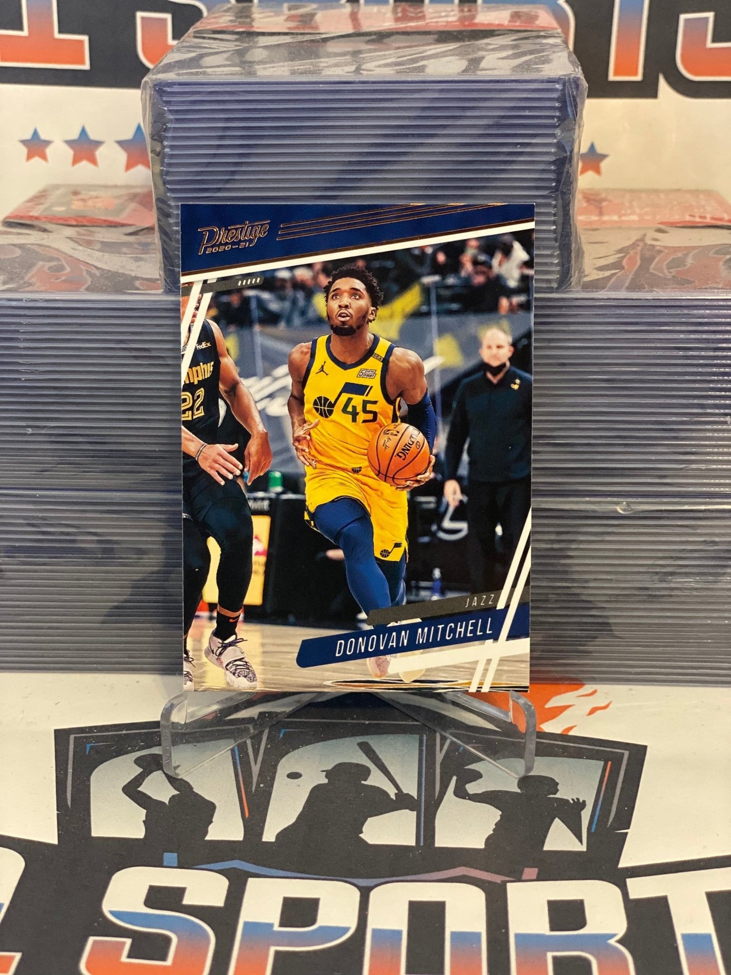 2020 Panini Chronicles (Bronze, Prestige) Donovan Mitchell #69