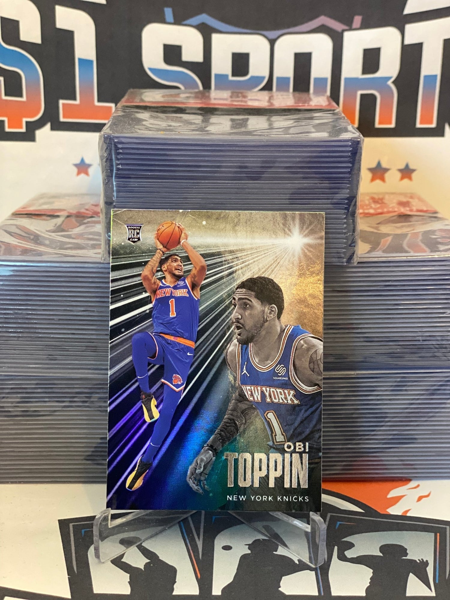 2020 Panini Chronicles (Essentials) Obi Toppin Rookie #205