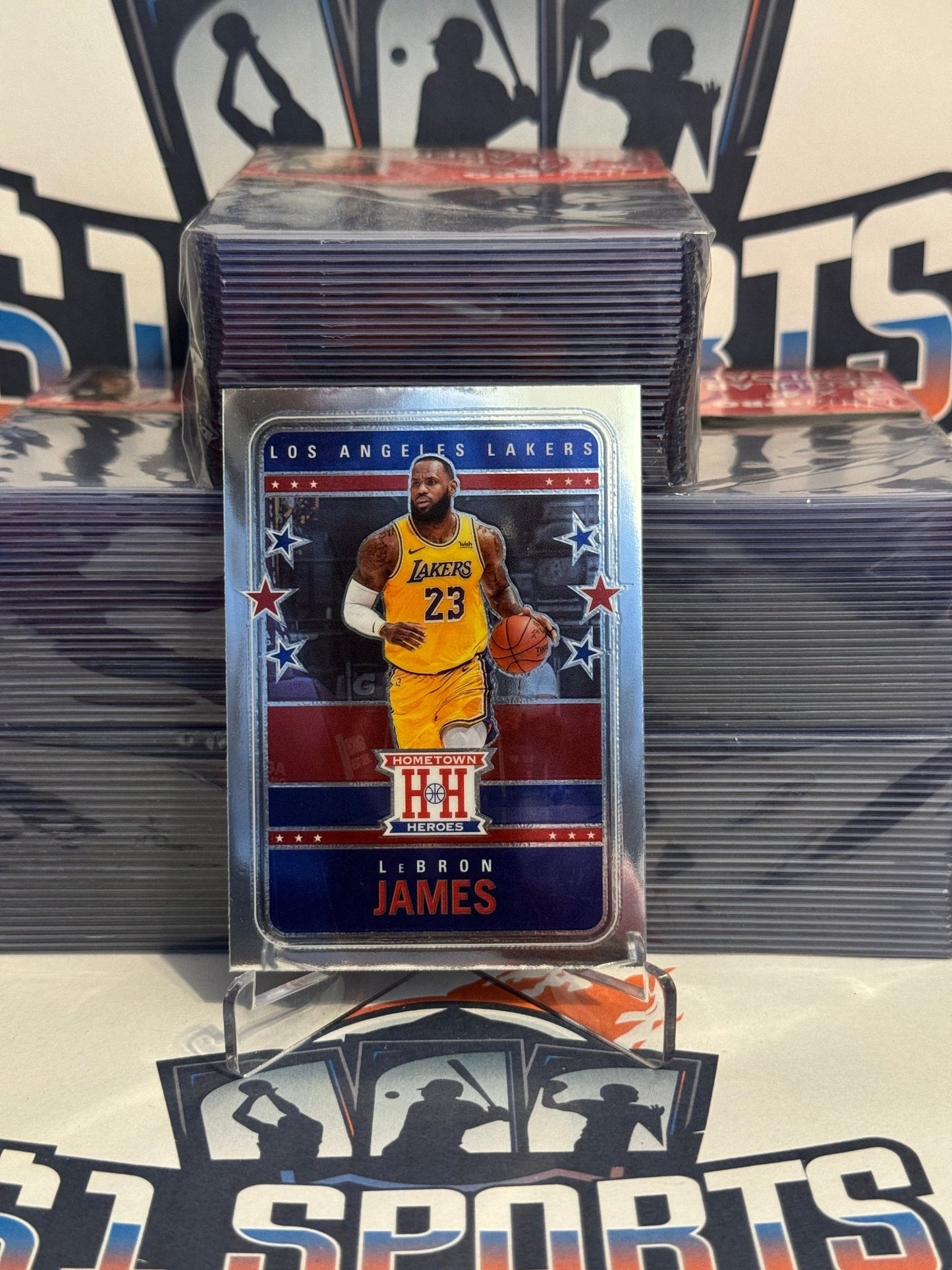 2020 Panini Chronicles (Hometown Heroes) LeBron James #557