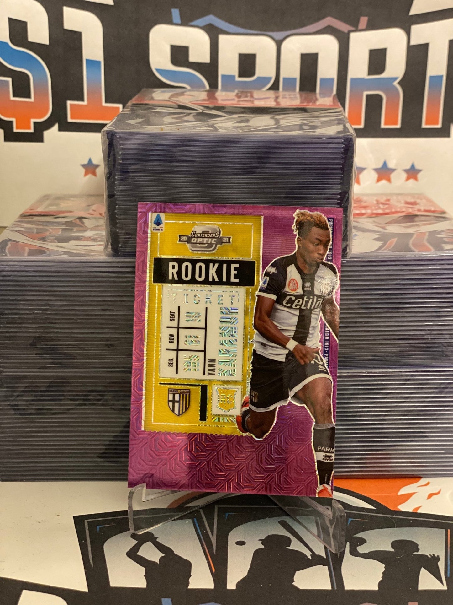 2020 Panini Chronicles (Purple Mojo Prizm, Contenders Optic) Serie A Yann Karamoh Rookie #3