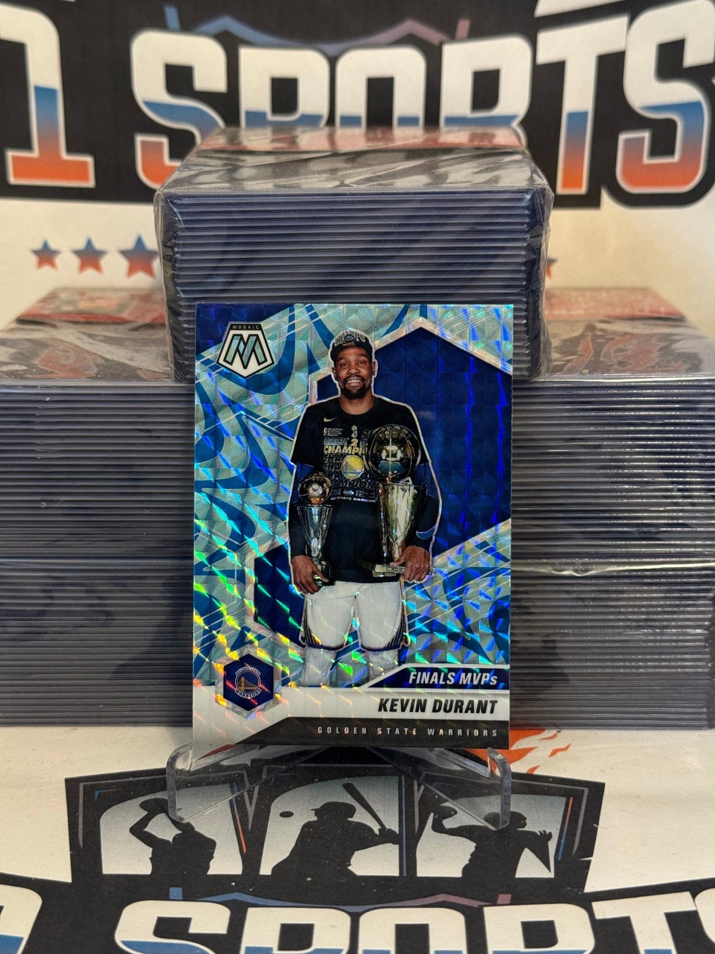 2020 Panini Mosaic (Blue Reactive Prizm, Finals MVPs) Kevin Durant #296