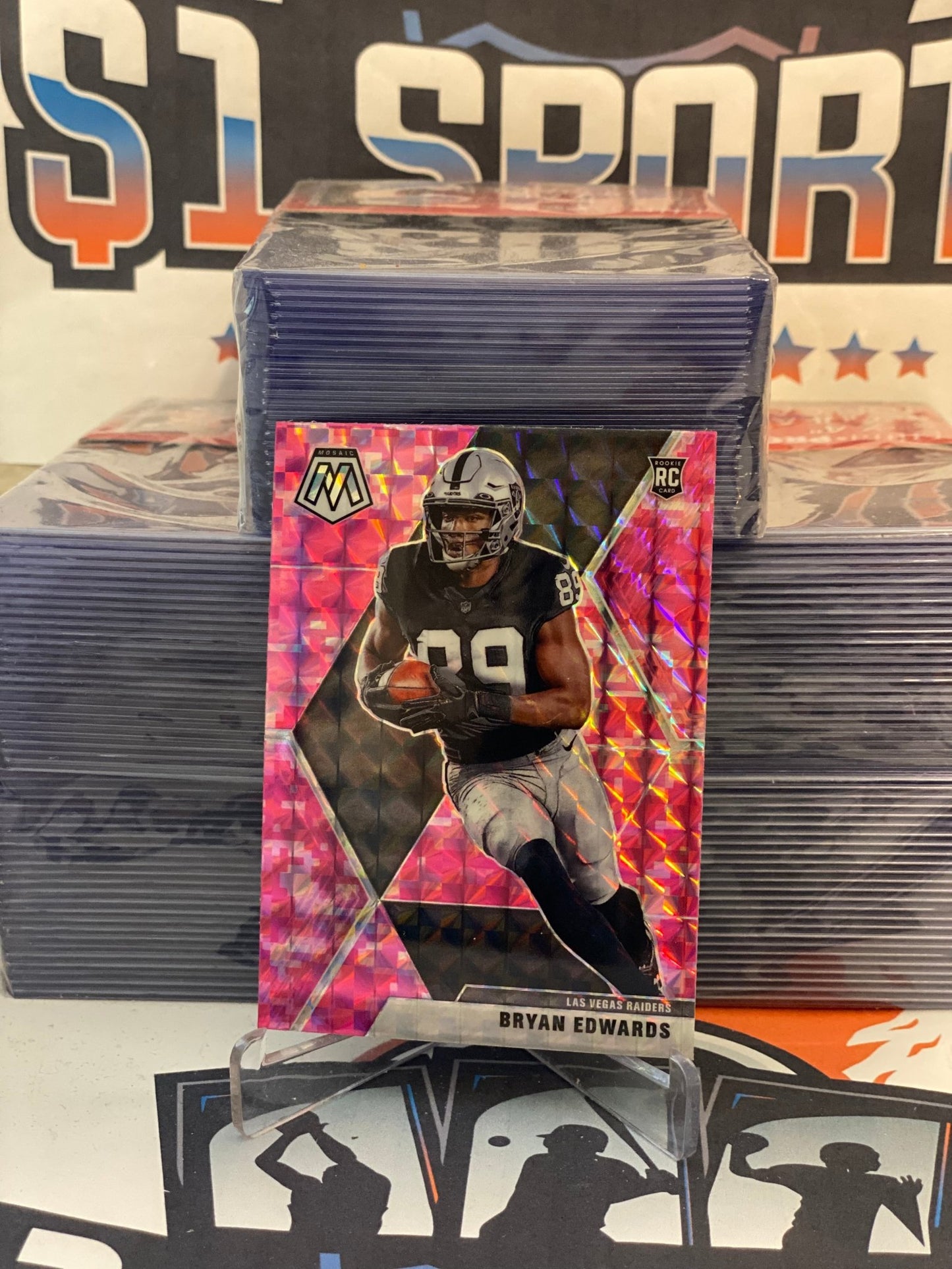 2020 Panini Mosaic (Pink Camo Prizm) Bryan Edwards Rookie #230