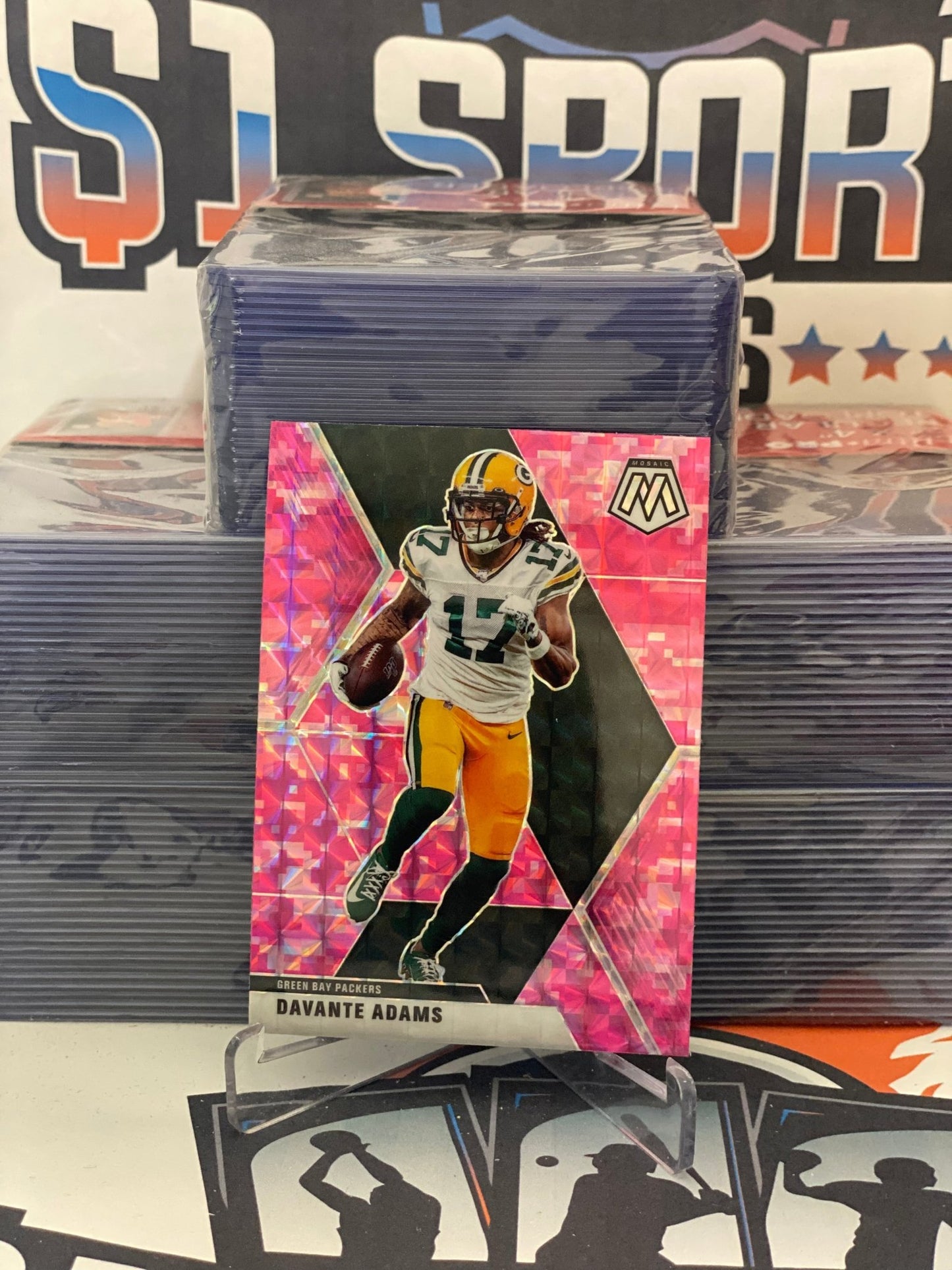 2020 Panini Mosaic (Pink Camo Prizm) DaVante Adams #83