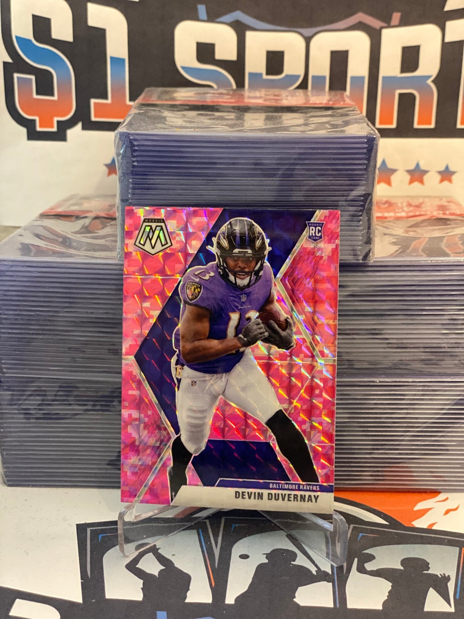 2020 Panini Mosaic (Pink Camo Prizm) Devin Duvernay Rookie #232