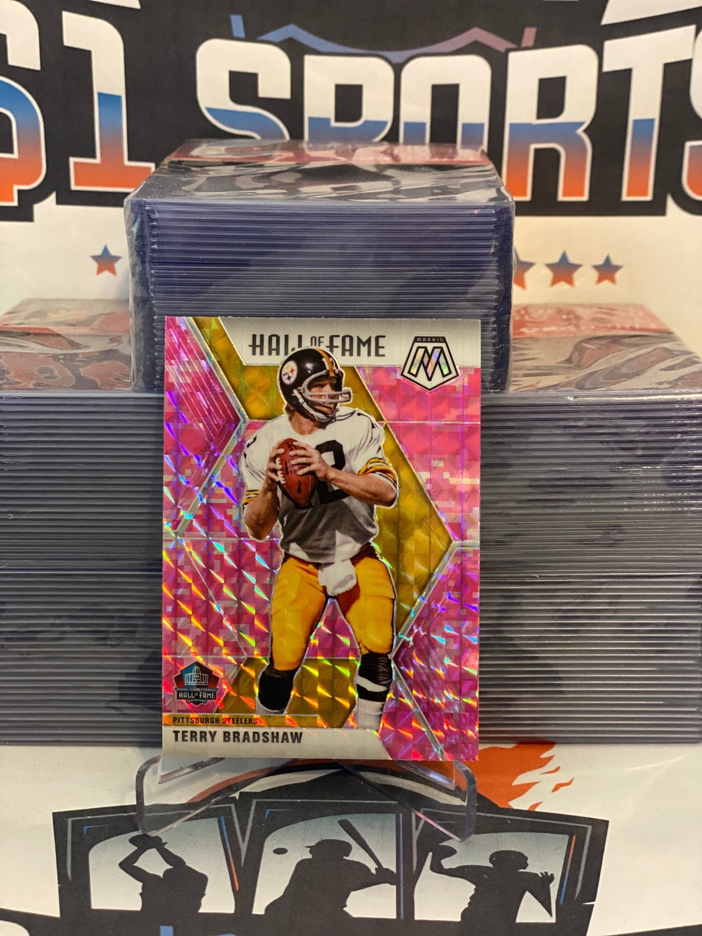 2020 Panini Mosaic (Pink Camo Prizm, Hall of Fame) Terry Bradshaw #286