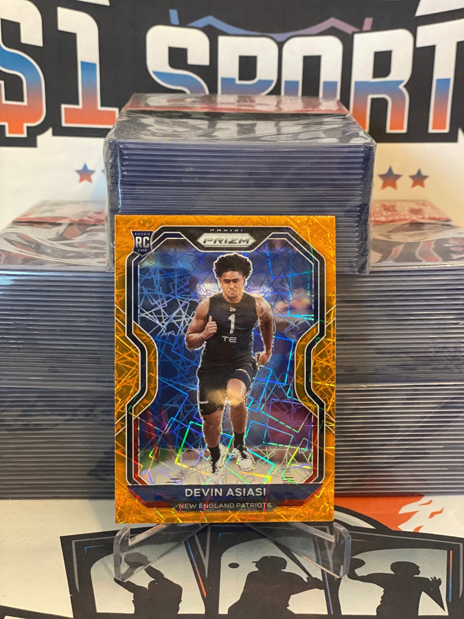 2020 Panini Prizm (Orange Lazer Prizm) Devin Asiasi Rookie #370