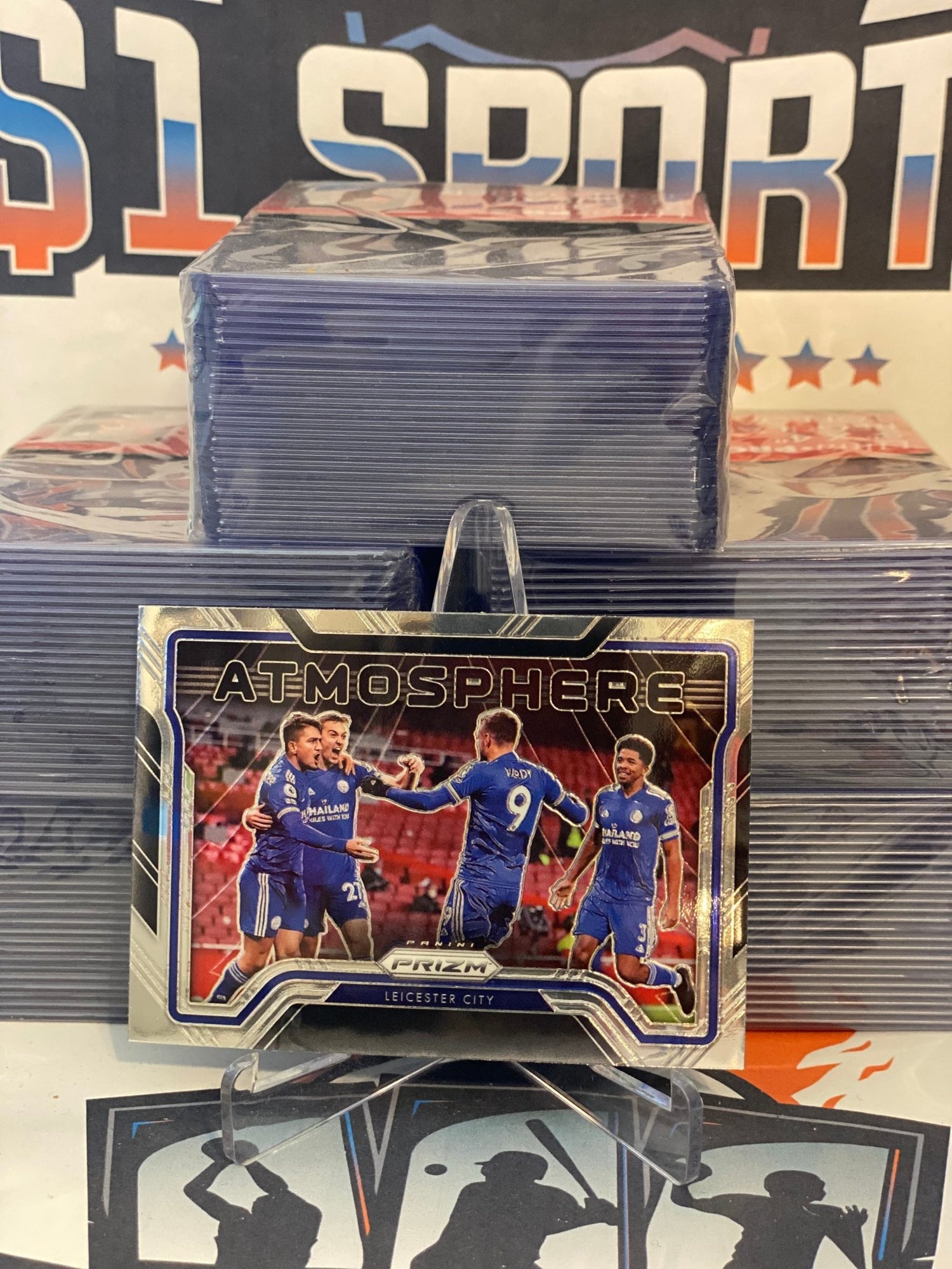 2020 Panini Prizm Premier League (Atmosphere) Leicester City #9