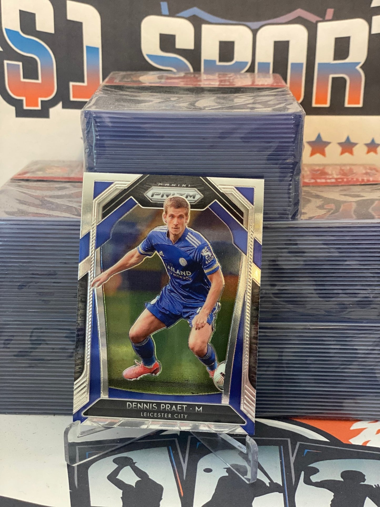 2020 Panini Prizm Premier League Dennis Praet #129