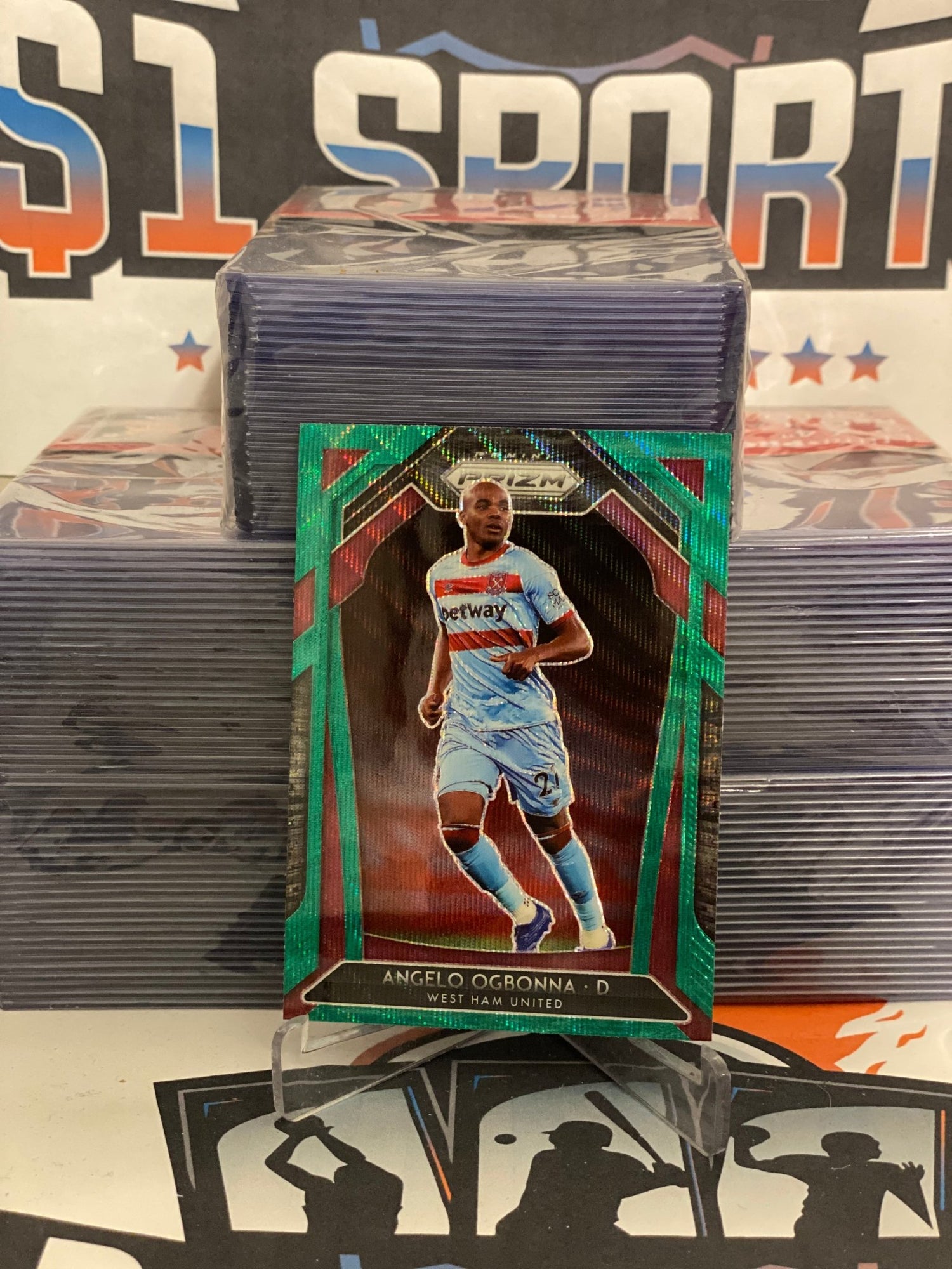 2020 Panini Prizm Premier League (Green Wave Prizm) Angelo Ogbonna #191