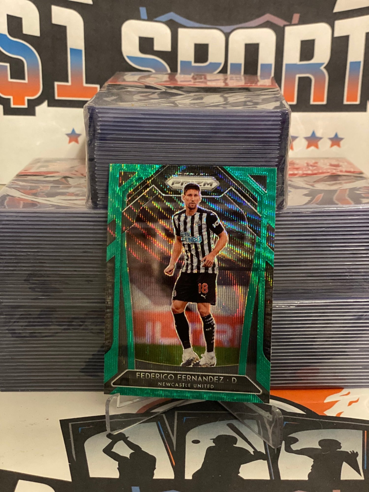 2020 Panini Prizm Premier League (Green Wave Prizm) Federico Fernandez #229