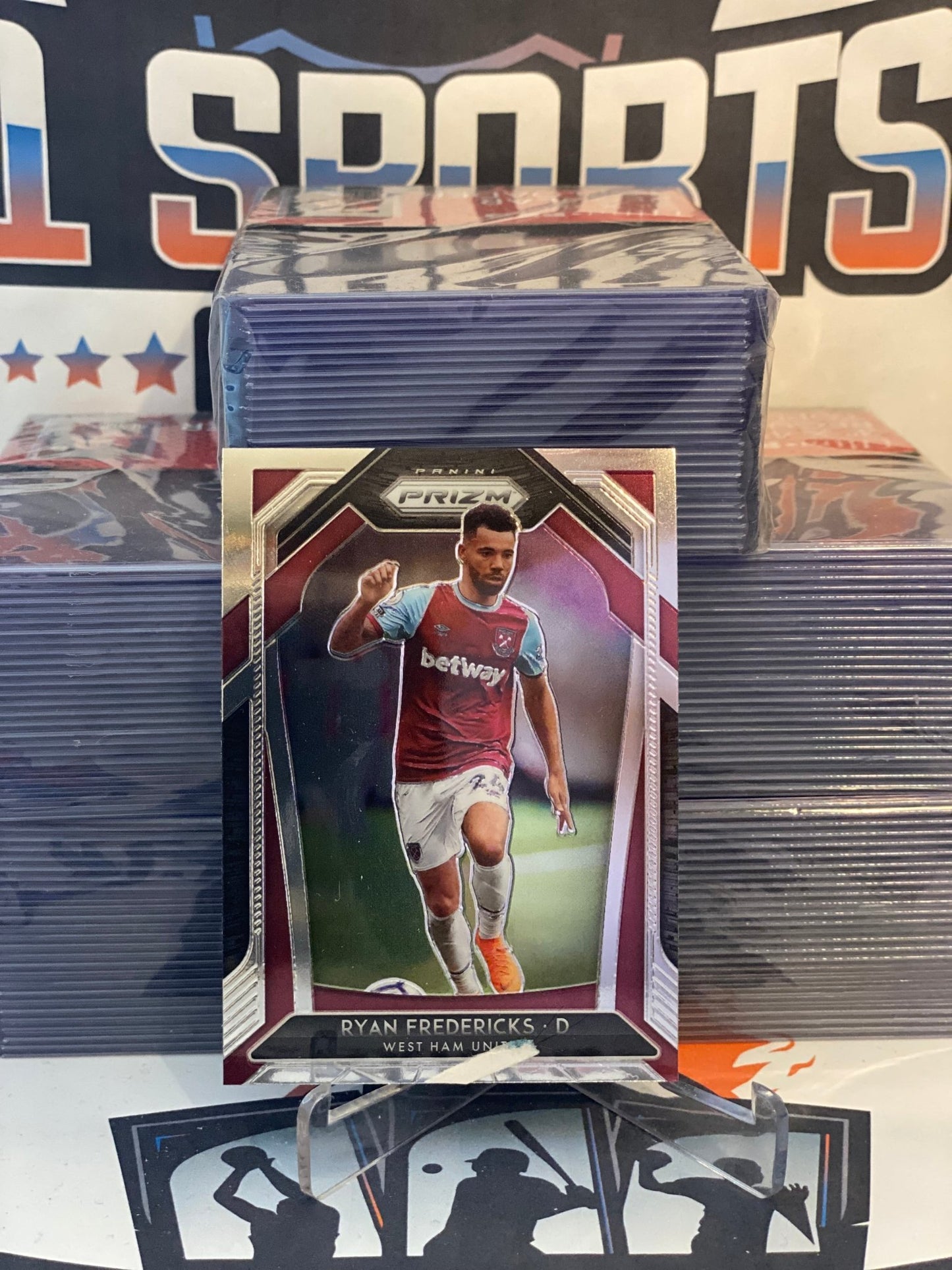 2020 Panini Prizm Premier League Ryan Fredericks #184