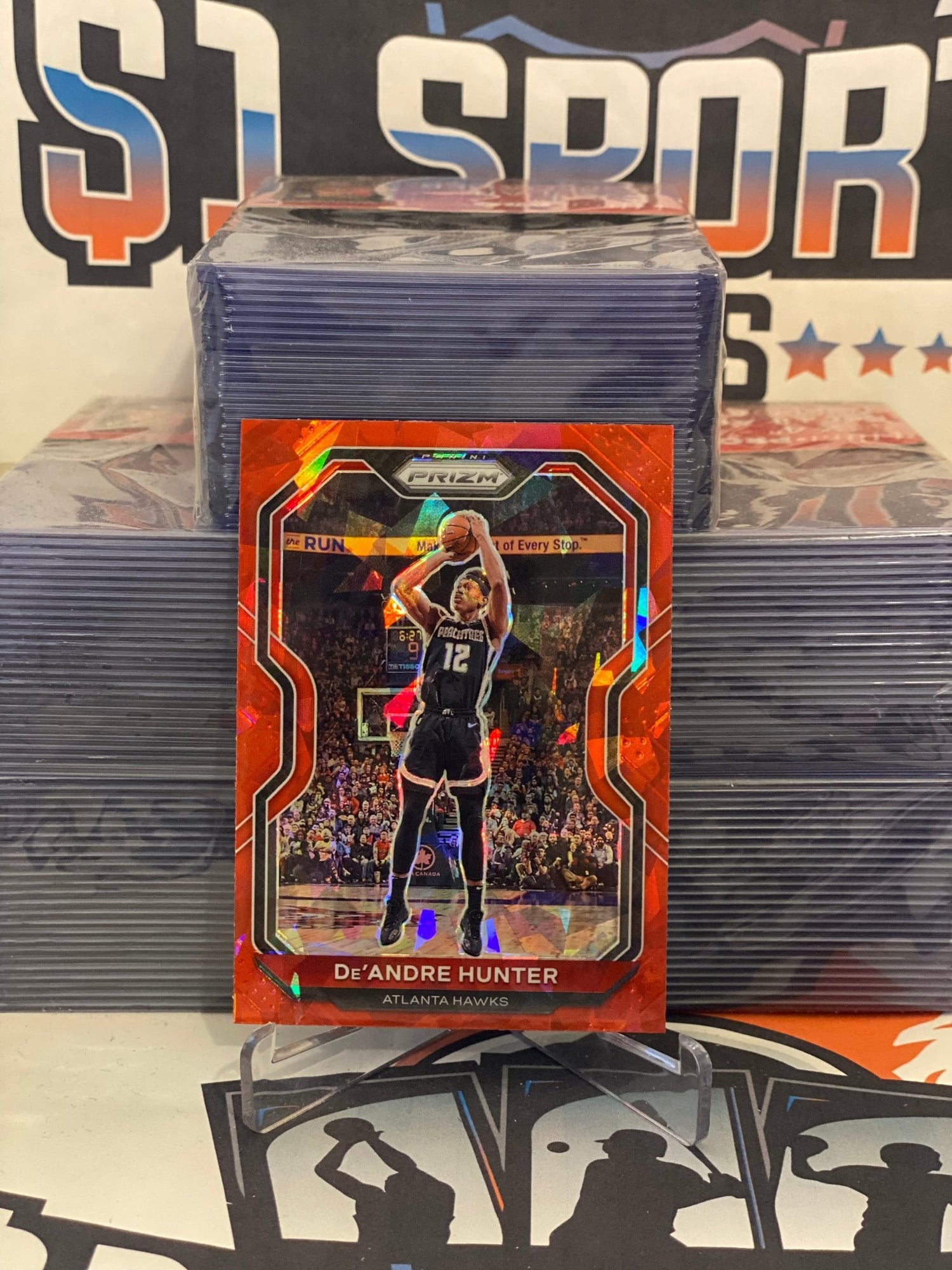 2020 Panini Prizm (Red Ice Prizm) De'Andre Hunter #38