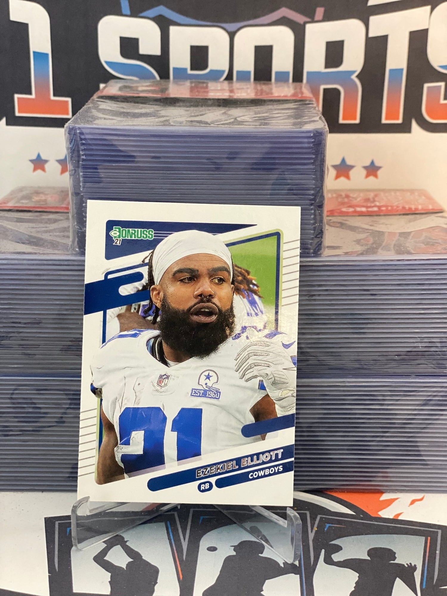 2021 Donruss (Helmetless Variation) Ezekiel Elliott #188