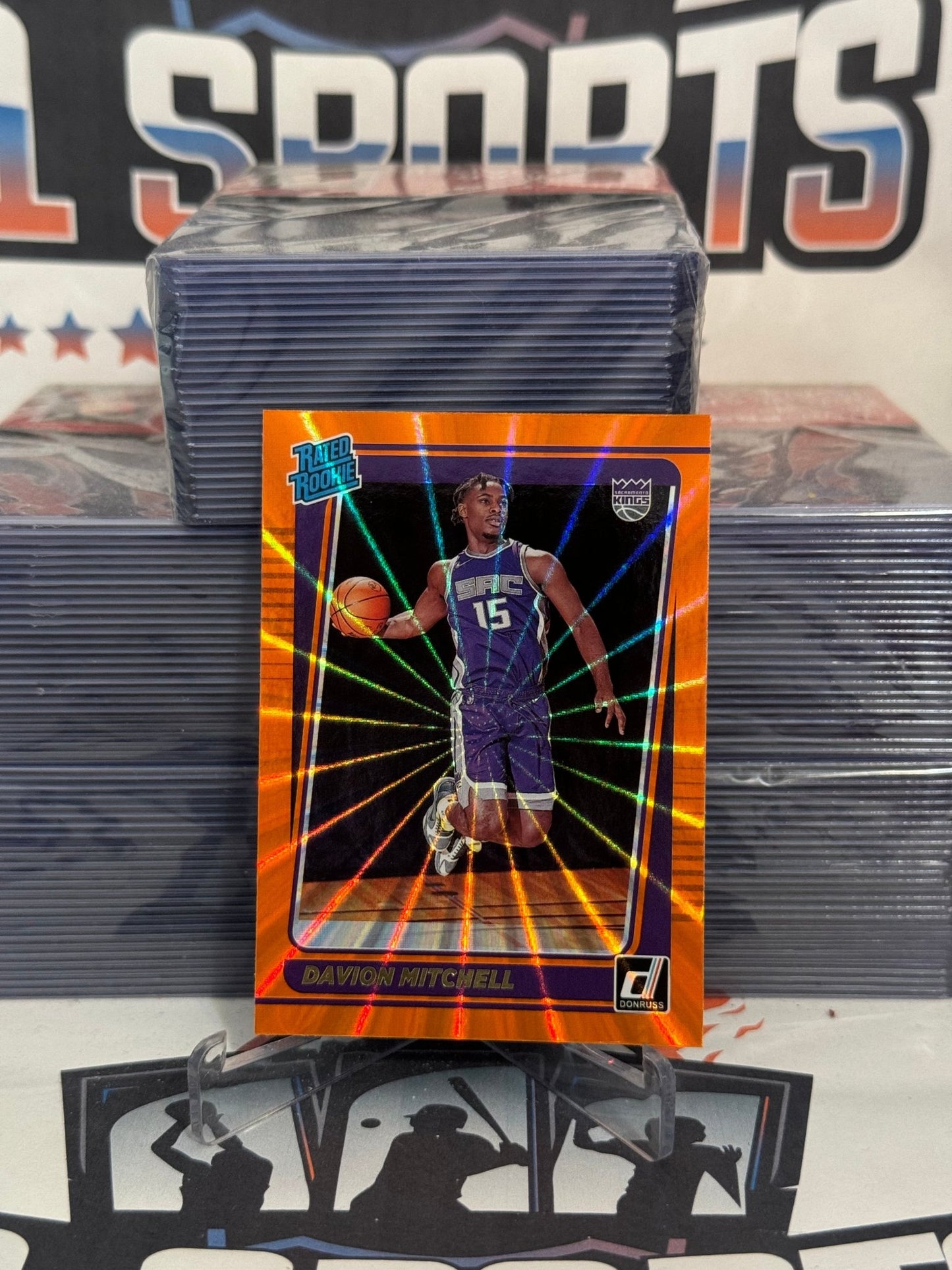 2021 Donruss (Orange Laser Holo, Rated Rookie) Davion Mitchell #205