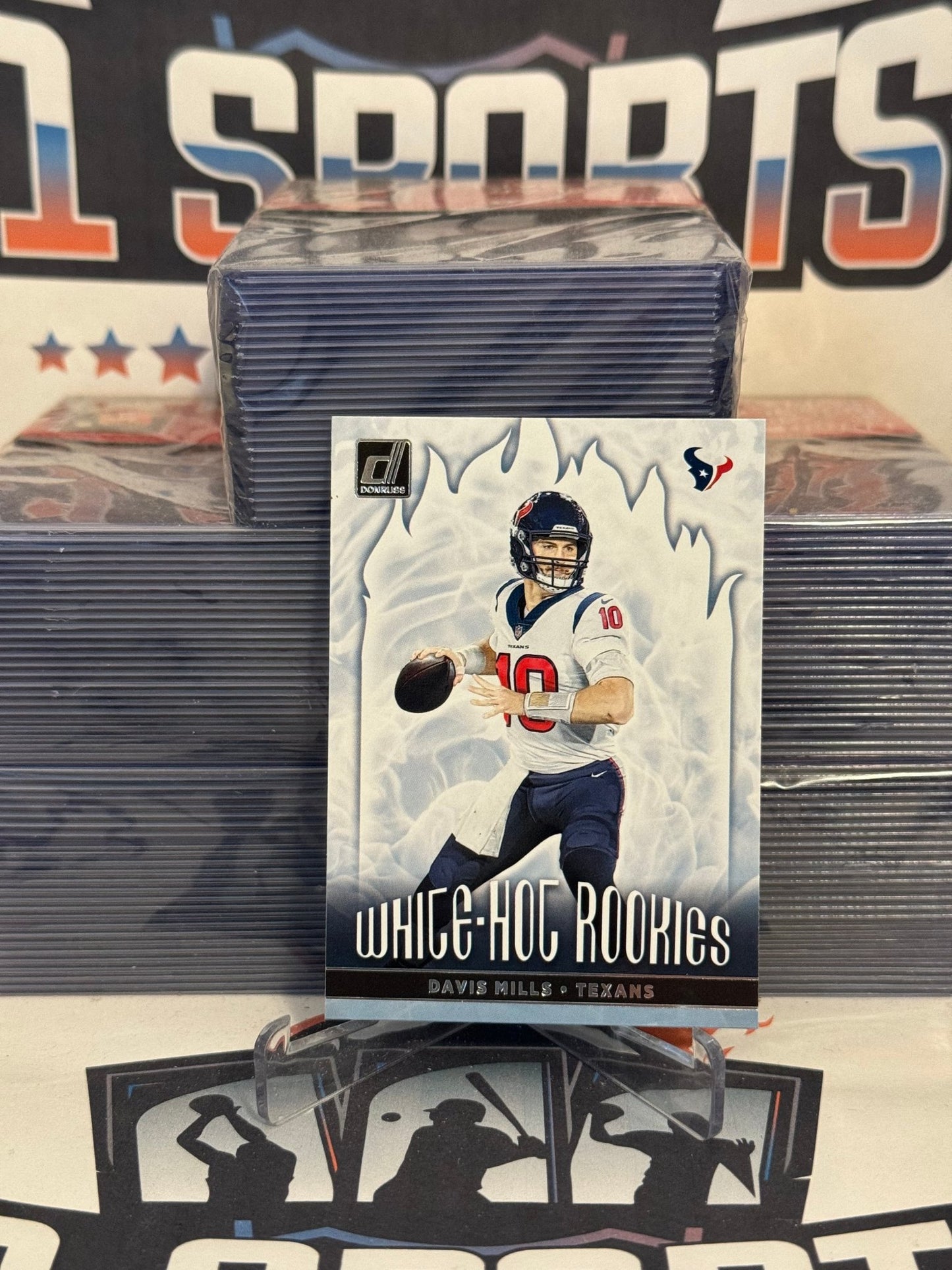 2021 Donruss (White Hot Rookies) Davis Mills #WHR-DMI