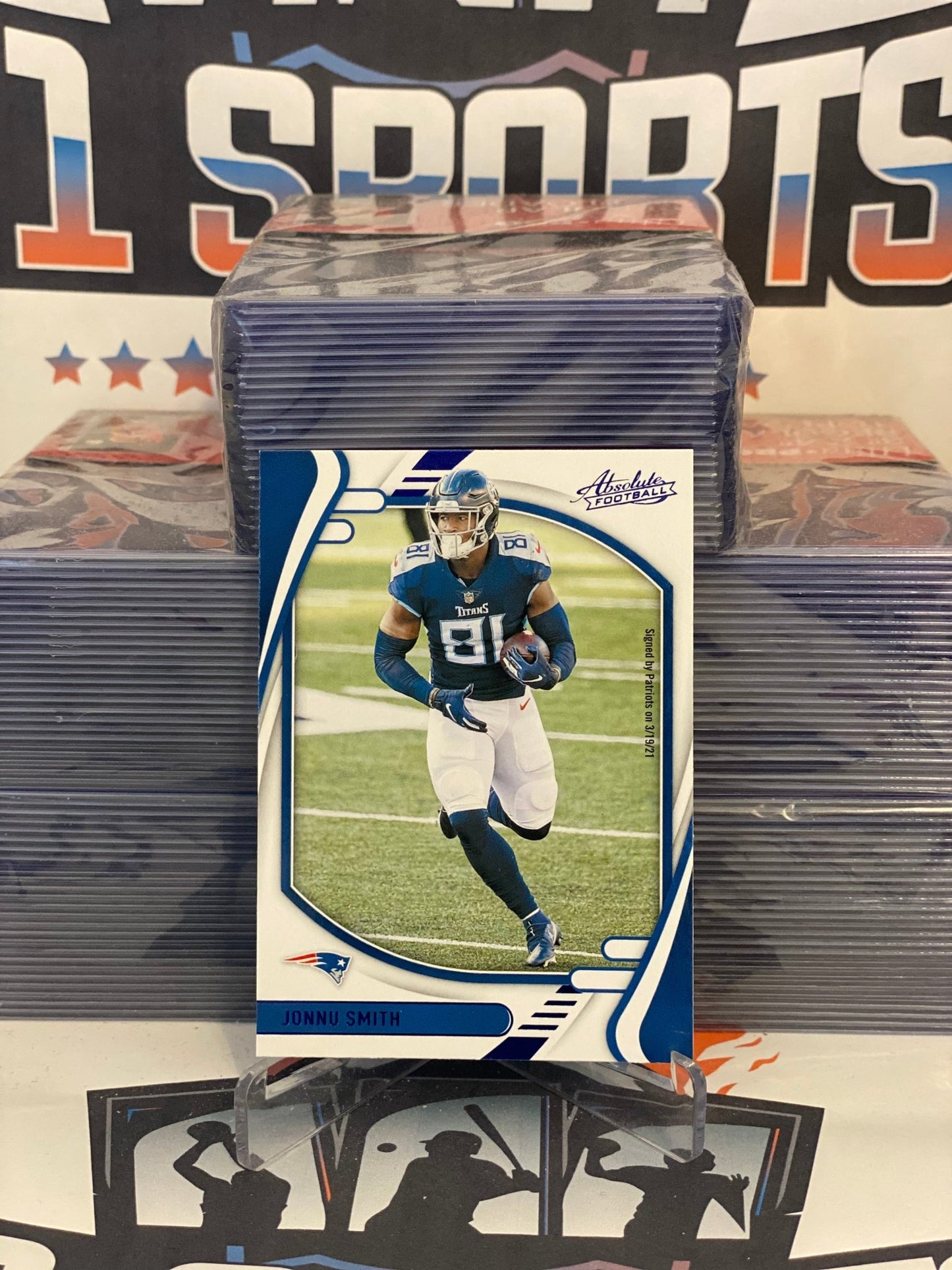 2021 Panini Absolute (Blue) Jonnu Smith #29