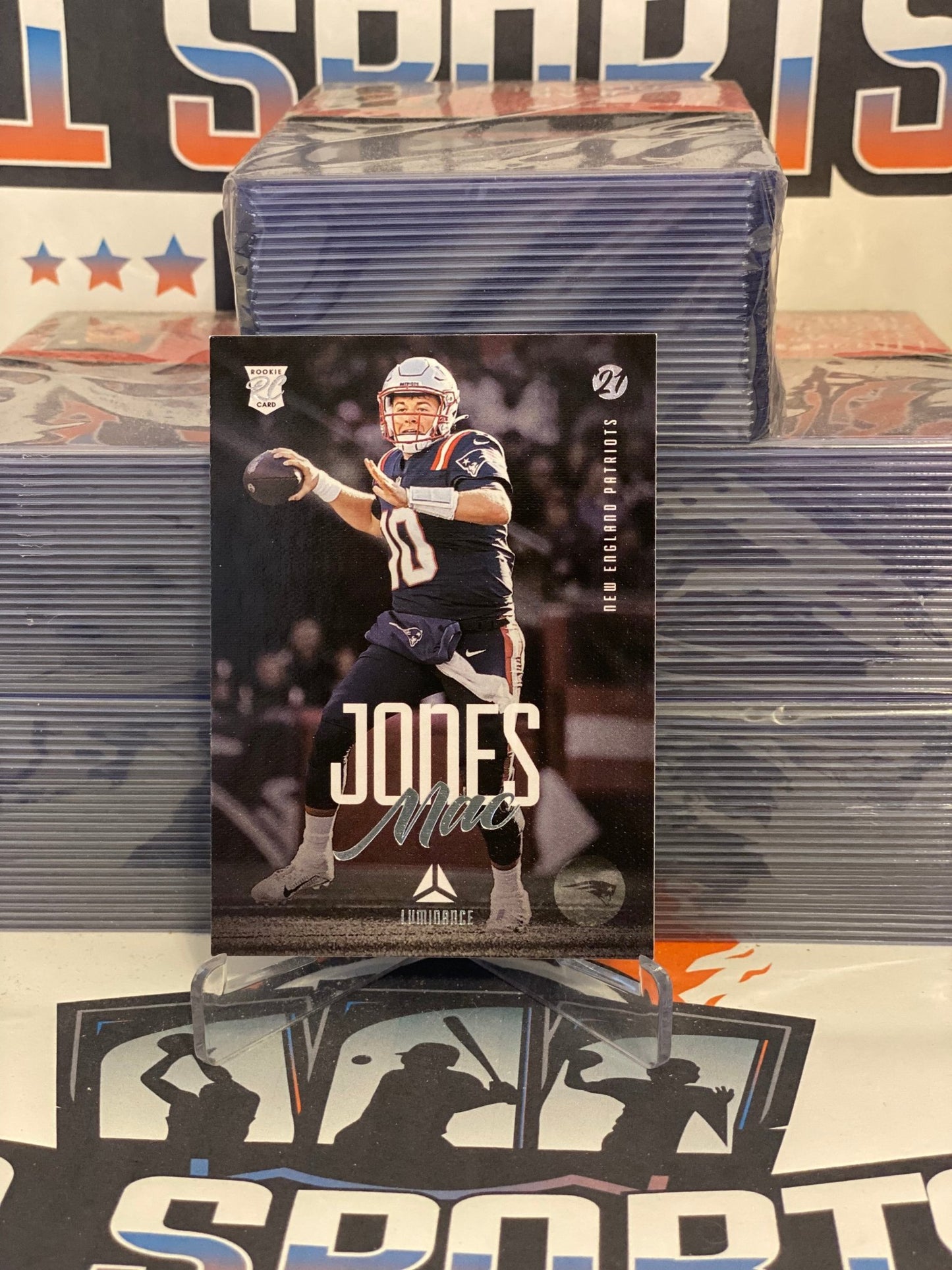 2021 Panini Chronicles (Luminance) Mac Jones Rookie #205