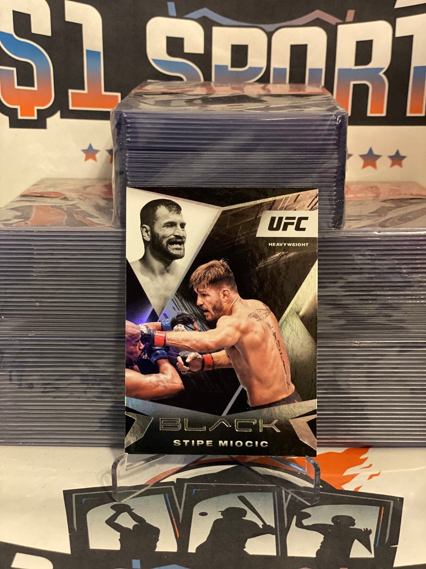 2021 Panini Chronicles UFC (Black) Stipe Miocic #110