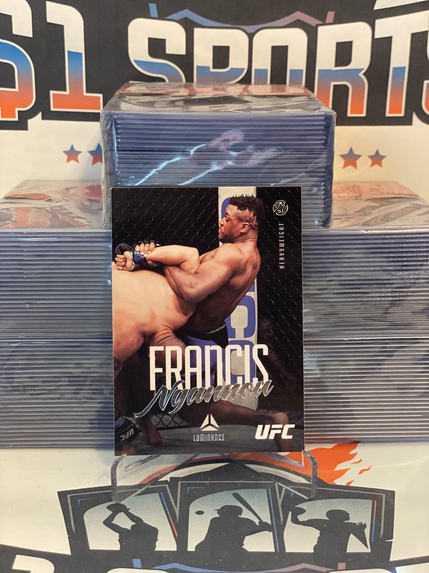 2021 Panini Chronicles UFC (Luminance) Francis Ngannou #58