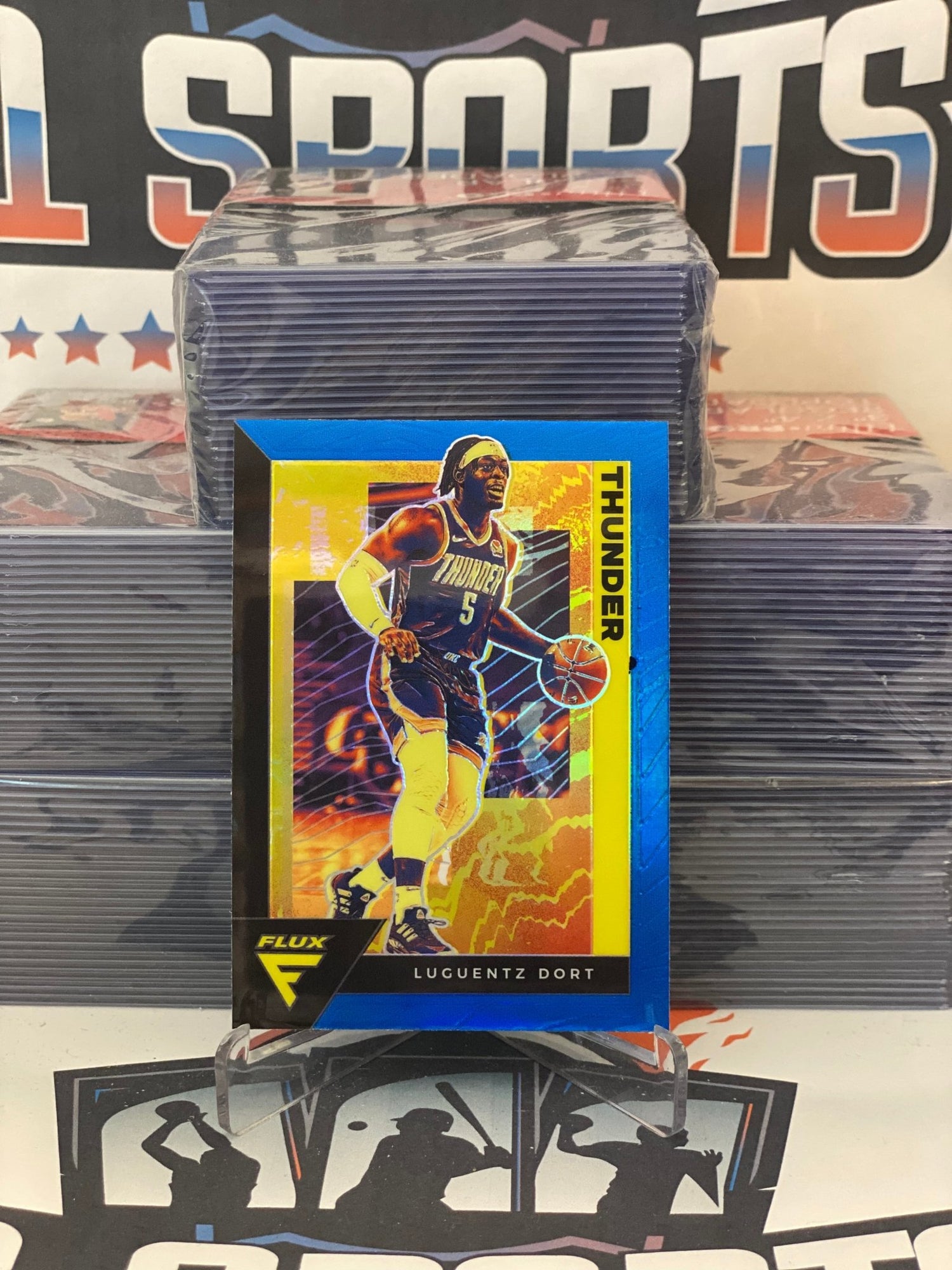 2021 Panini Flux (Blue Prizm) Luguentz Dort #122
