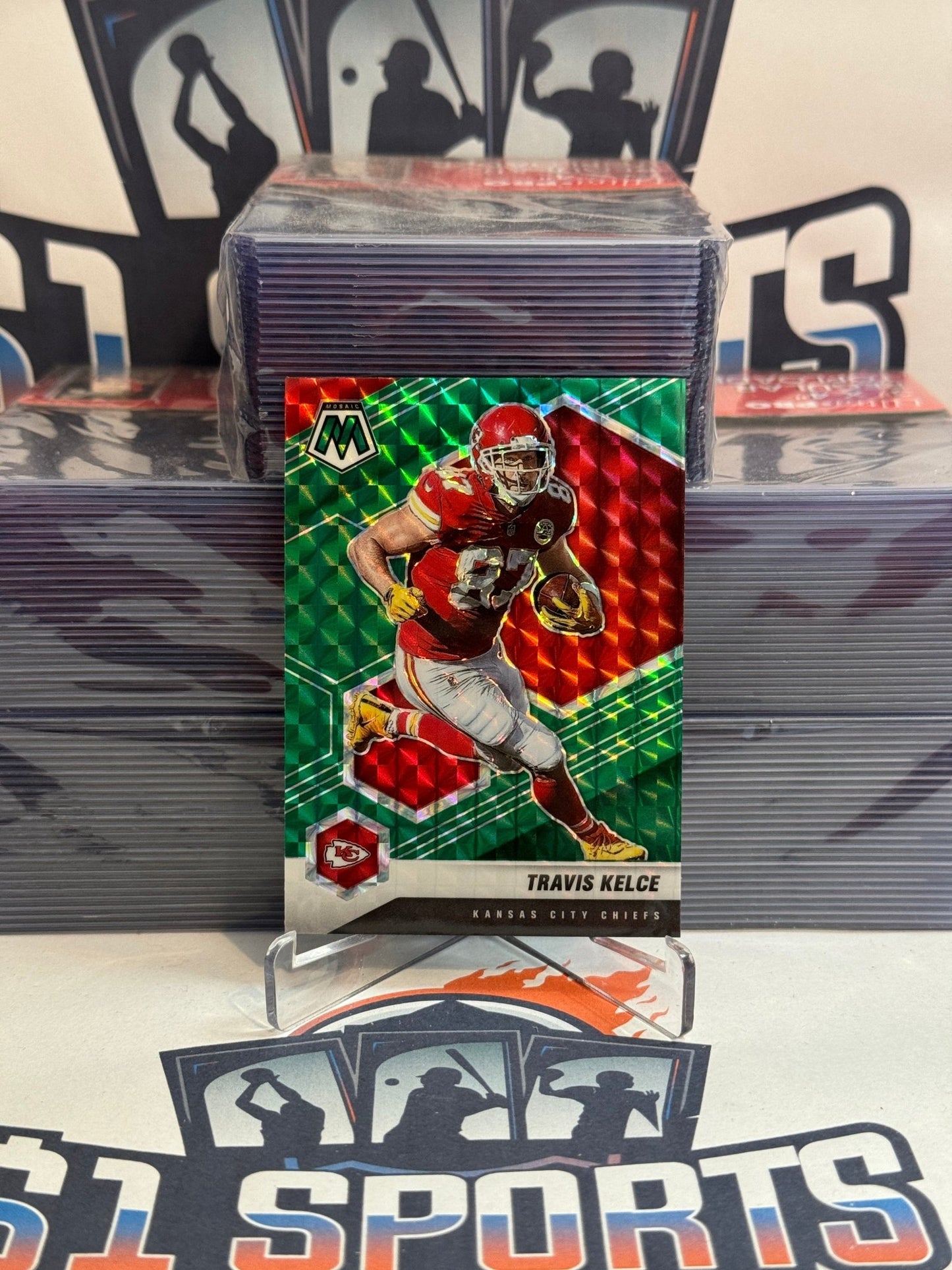 2021 Panini Mosaic (Green Prizm) Travis Kelce #4