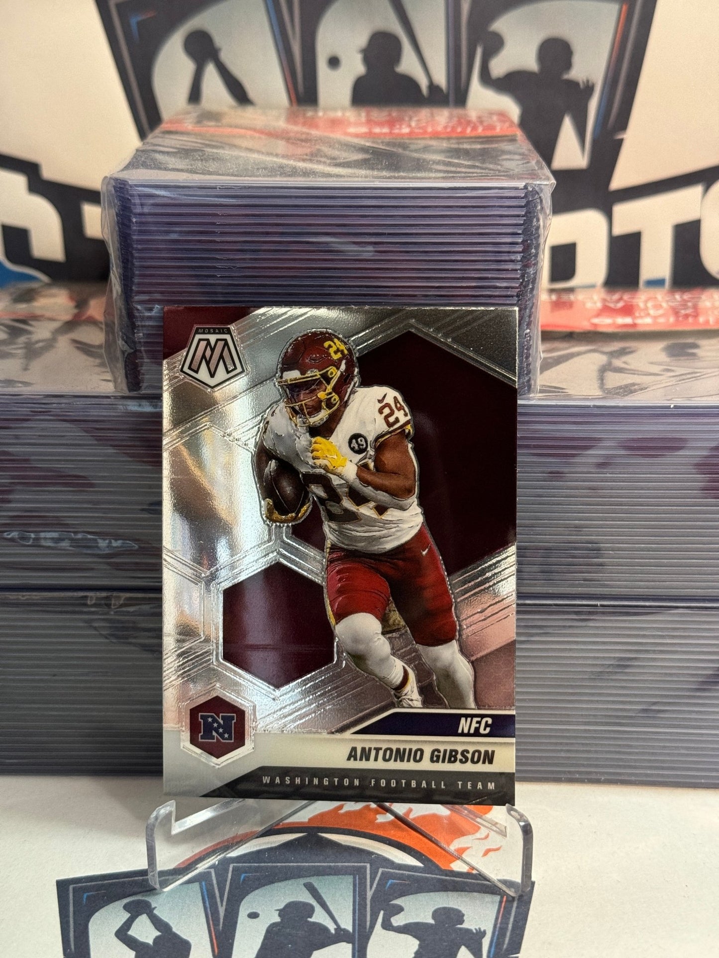 2021 Panini Mosaic (NFC) Antonio Gibson #214