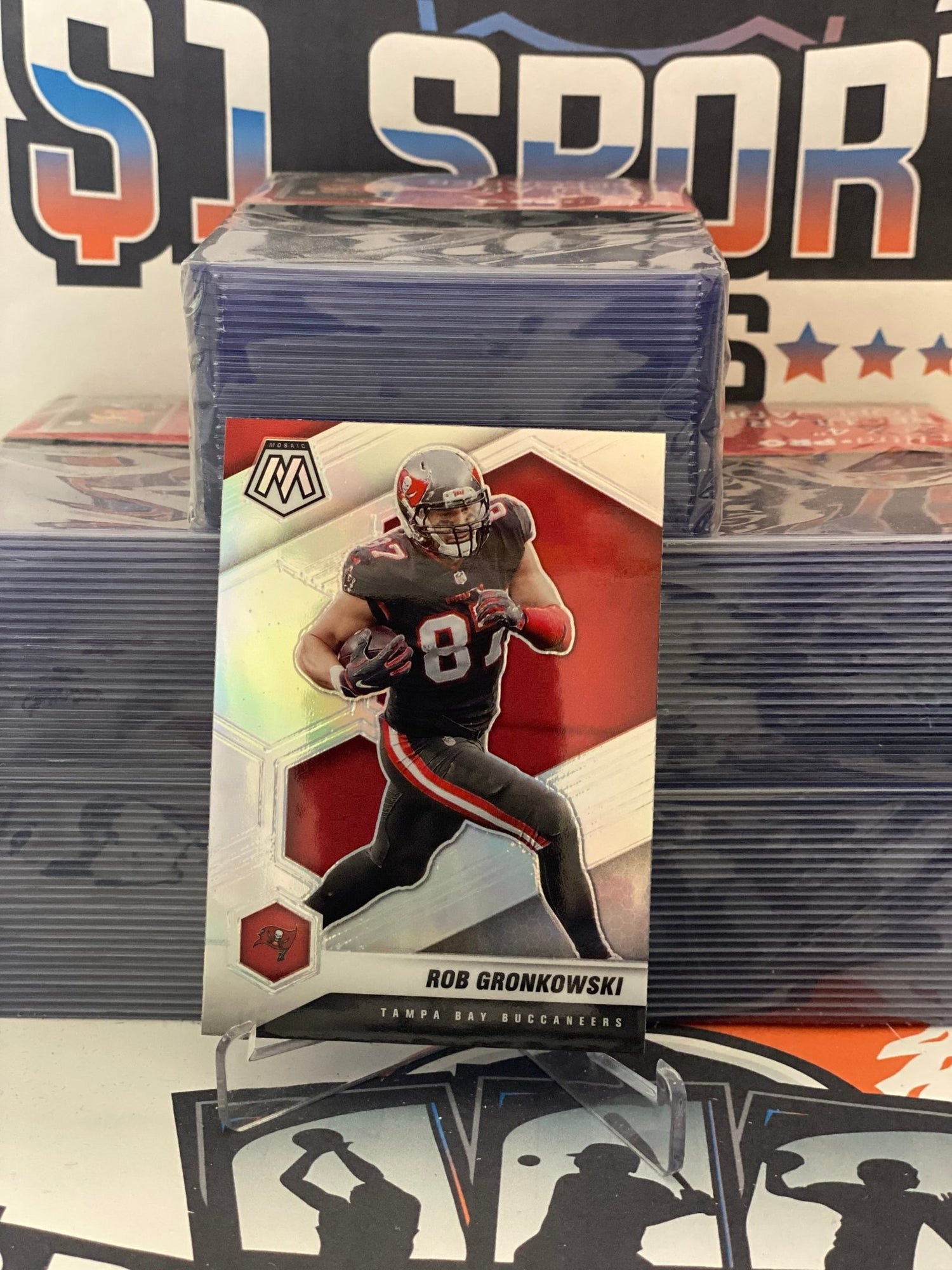 2021 Panini Mosaic (Silver Prizm) Rob Gronkowski #136