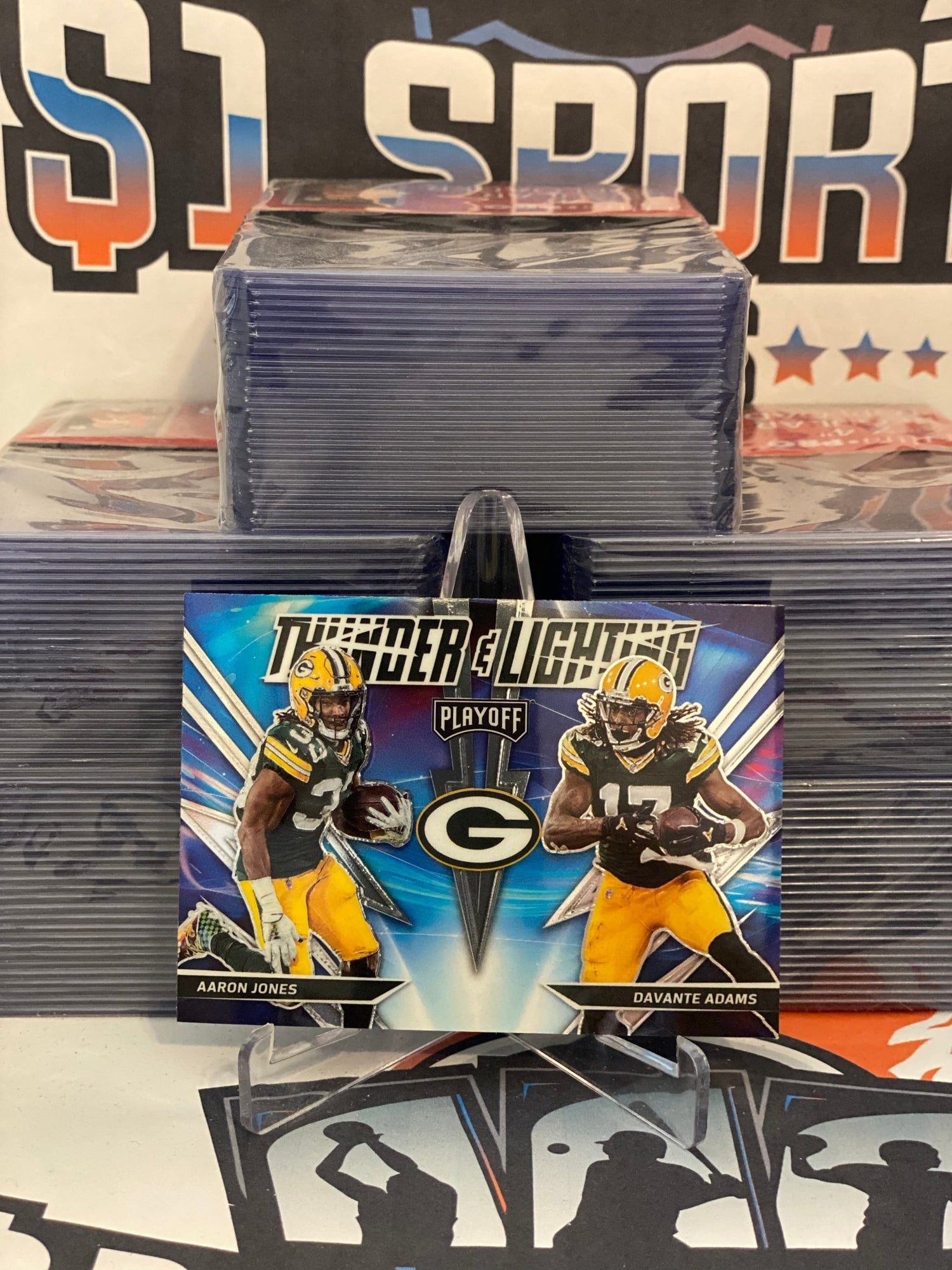 2021 Panini Playoff (Thunder & Lightening) Aaron Jones & DaVante Adams #TL-11