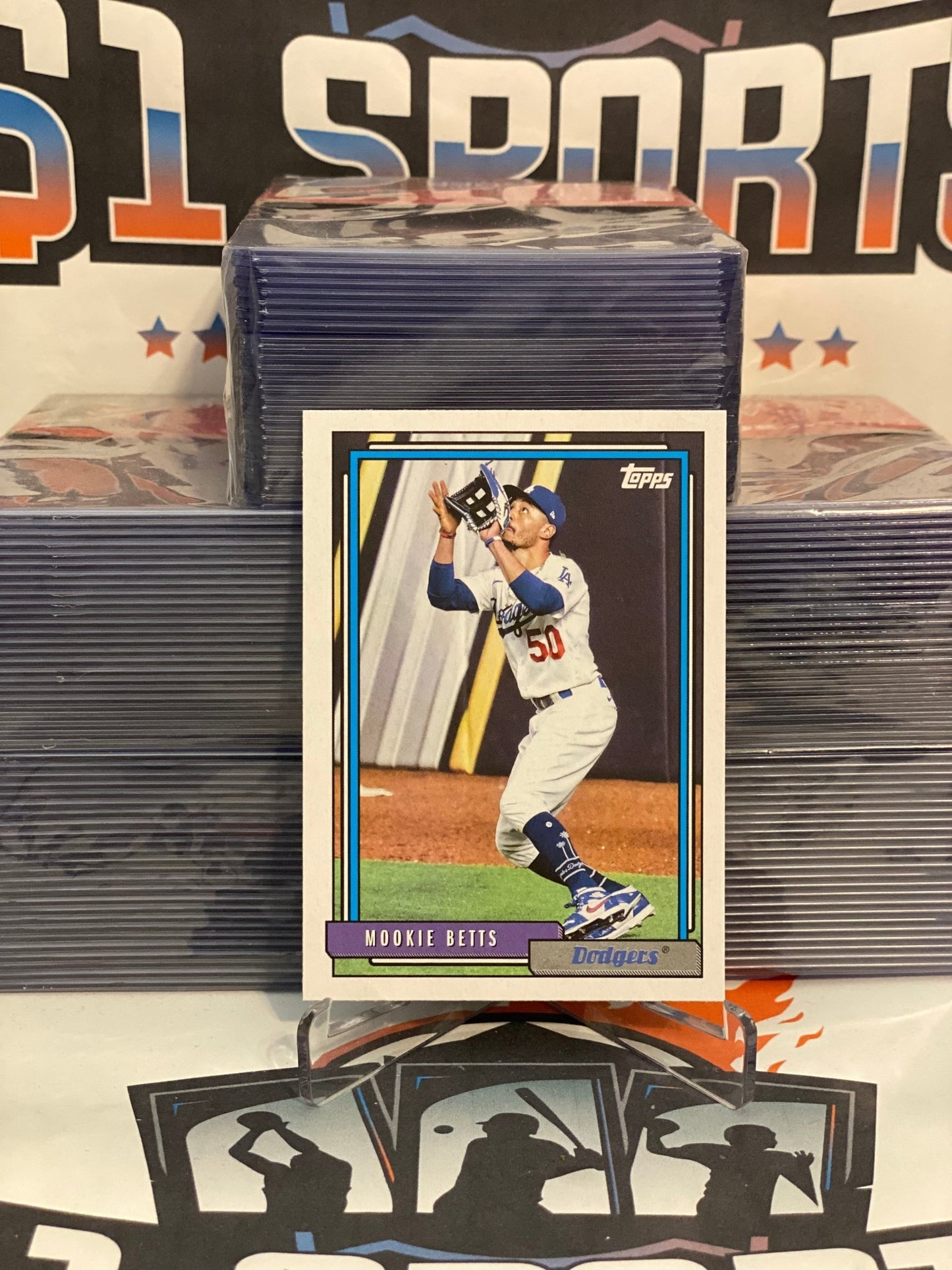 2021 Topps (1992 Redux) Mookie Betts #T92-1