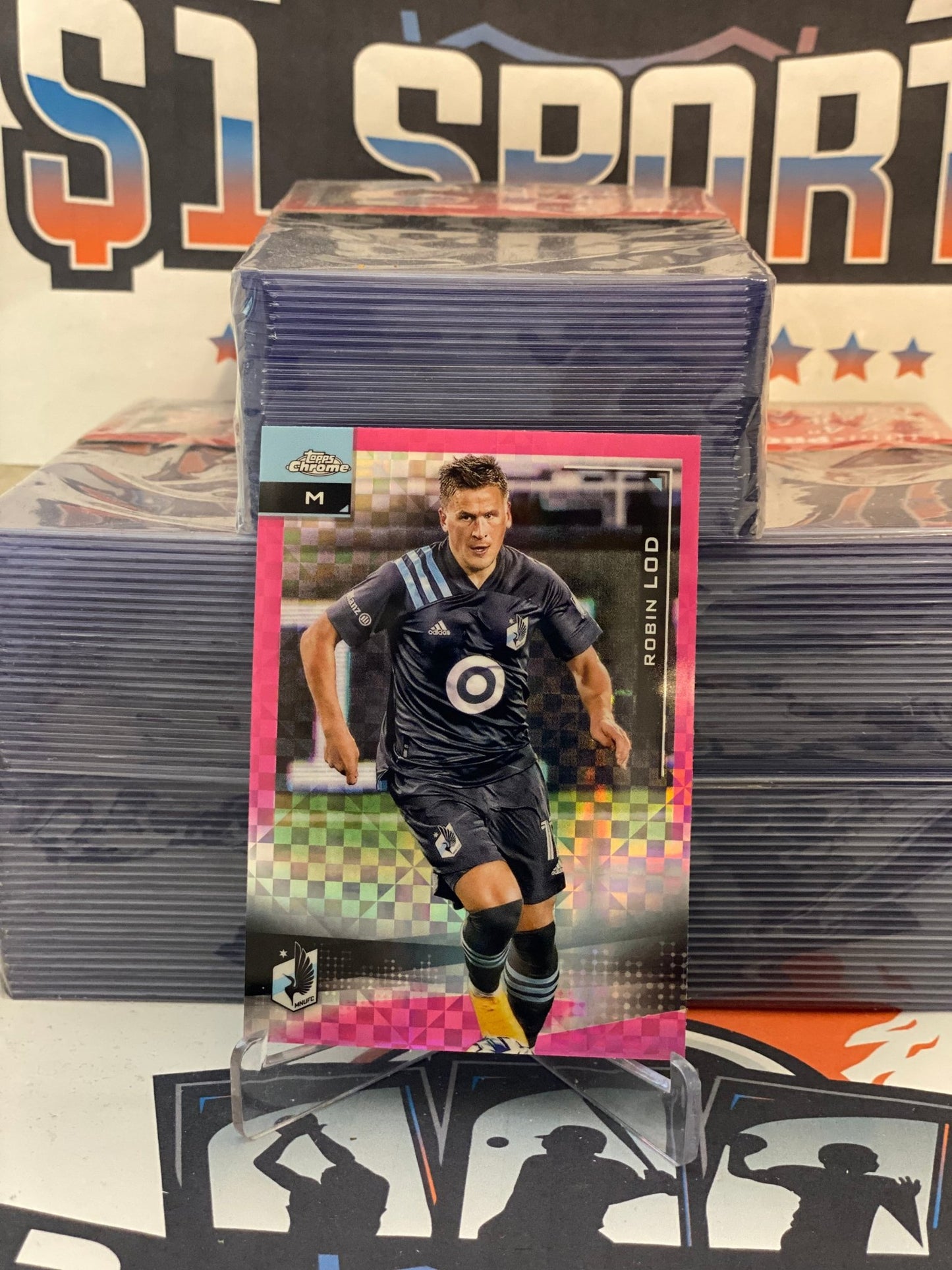 2021 Topps Chrome MLS (Pink X-Fractor Refractor) Robin Lod #164