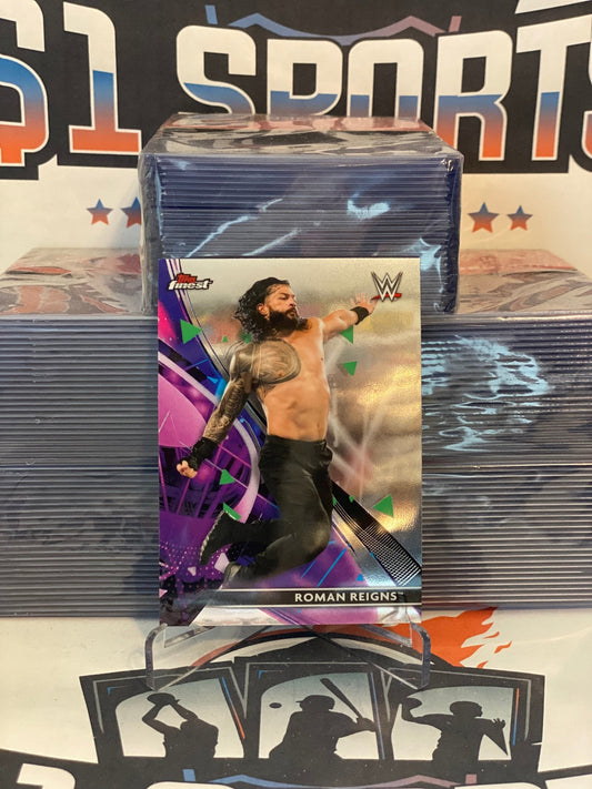 2021 Topps Finest WWE Roman Reigns #66