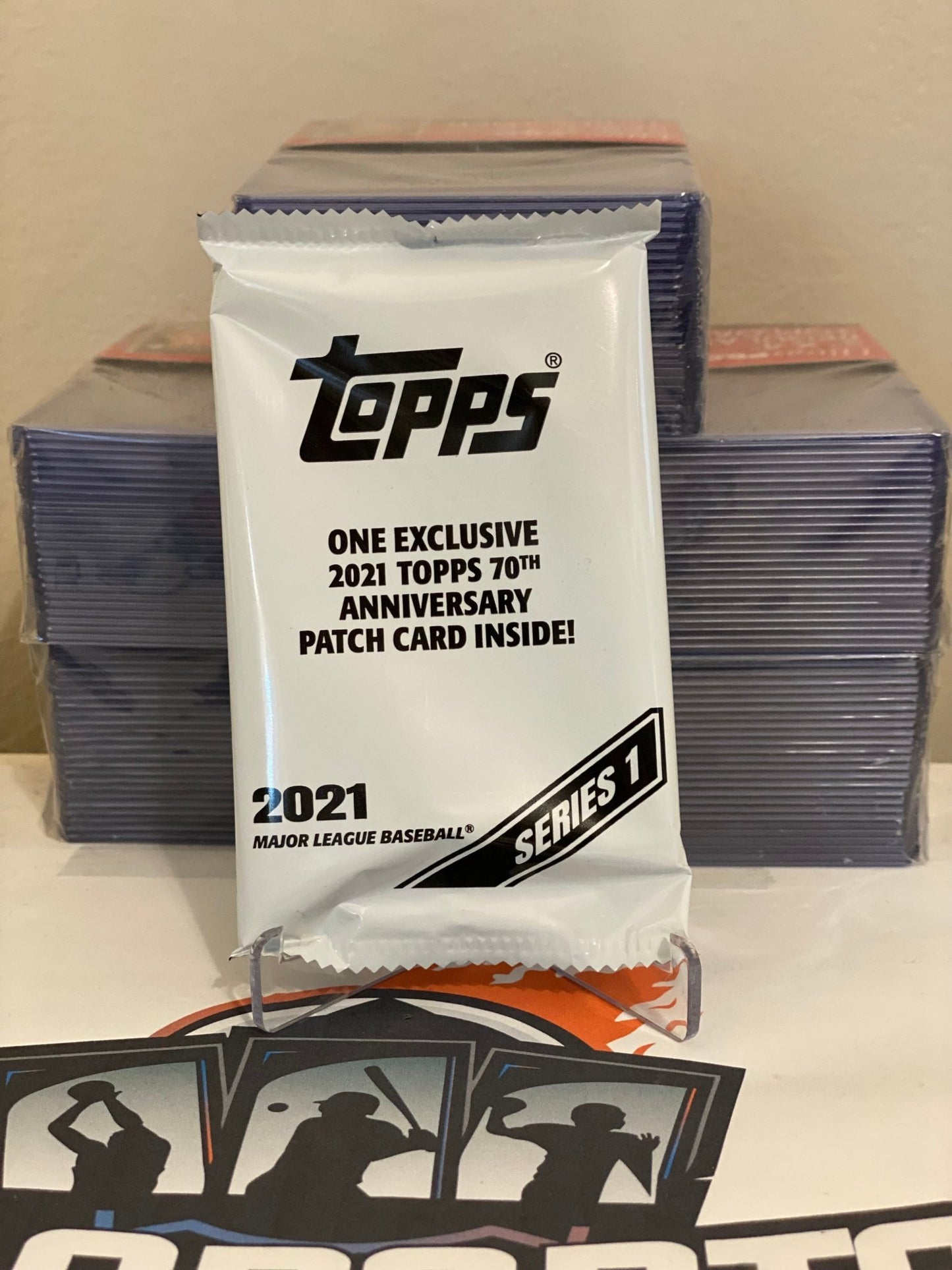 2021 Topps Series 1 Commemorative Patch MLB Baseball Retail Pack
