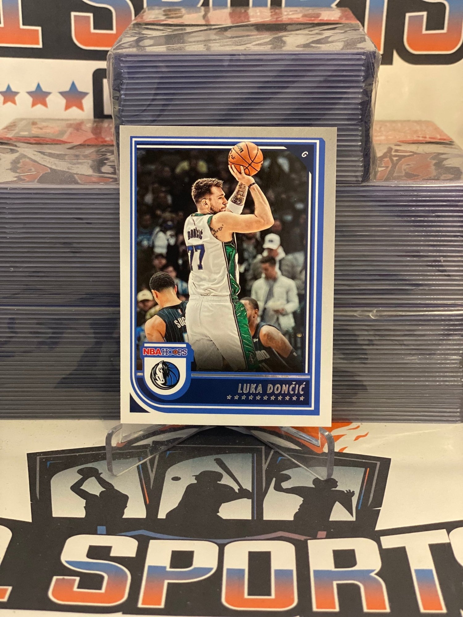 2022 NBA Hoops Luka Doncic #119