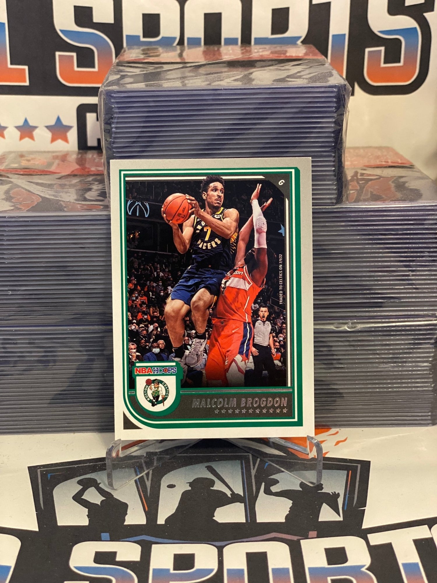 2022 NBA Hoops Malcolm Brogdon #54