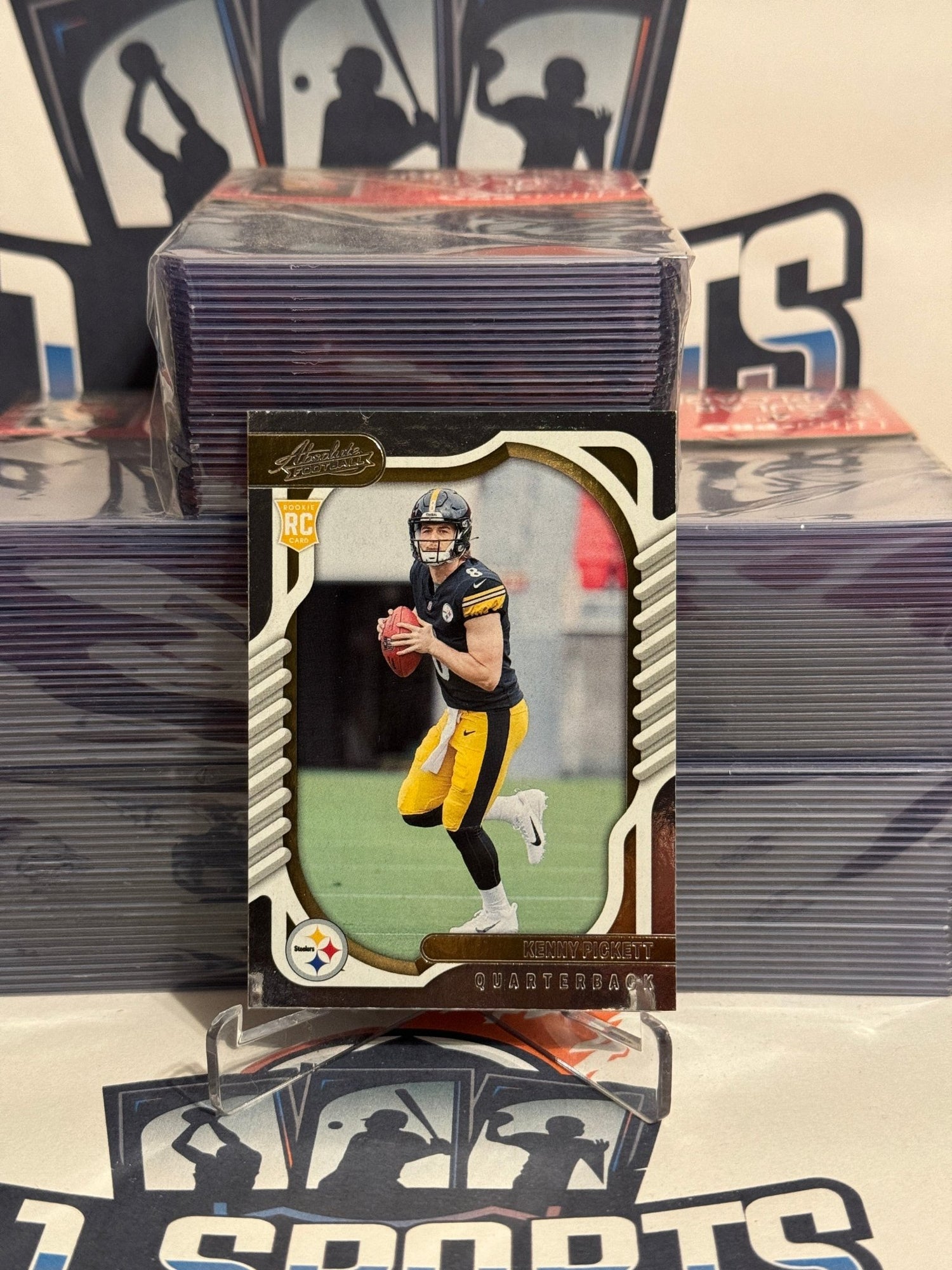 2022 Panini Absolute Kenny Pickett Rookie #101
