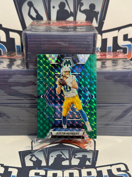 2022 Panini Mosaic (Green Prizm) Justin Herbert #127