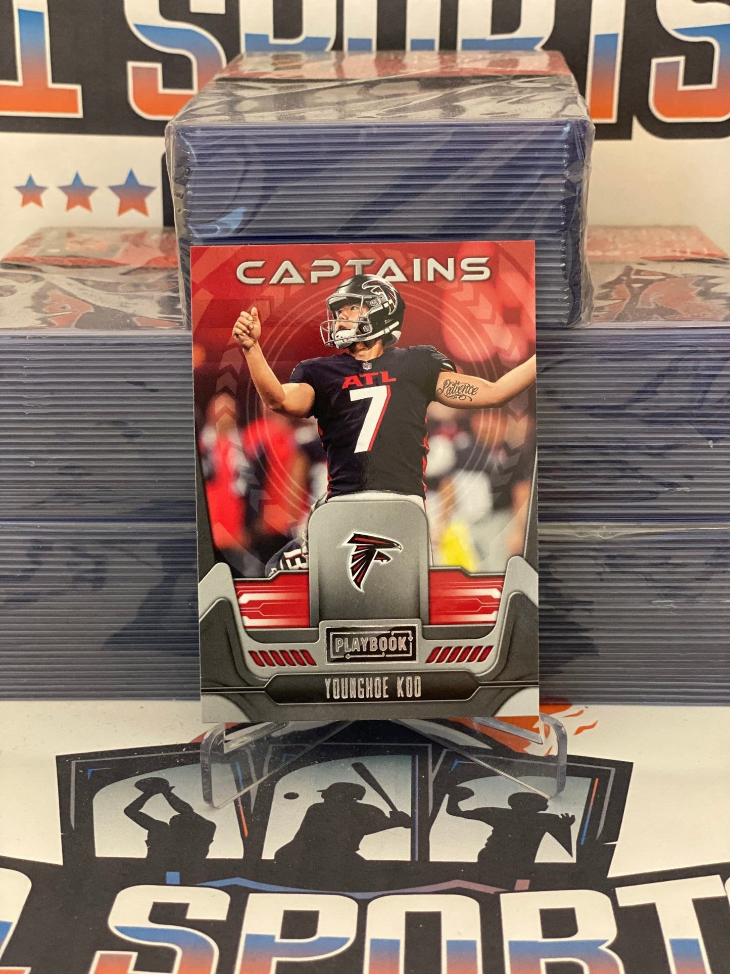 2022 Panini Playbook (Captains) Younhoe Koo #C-8