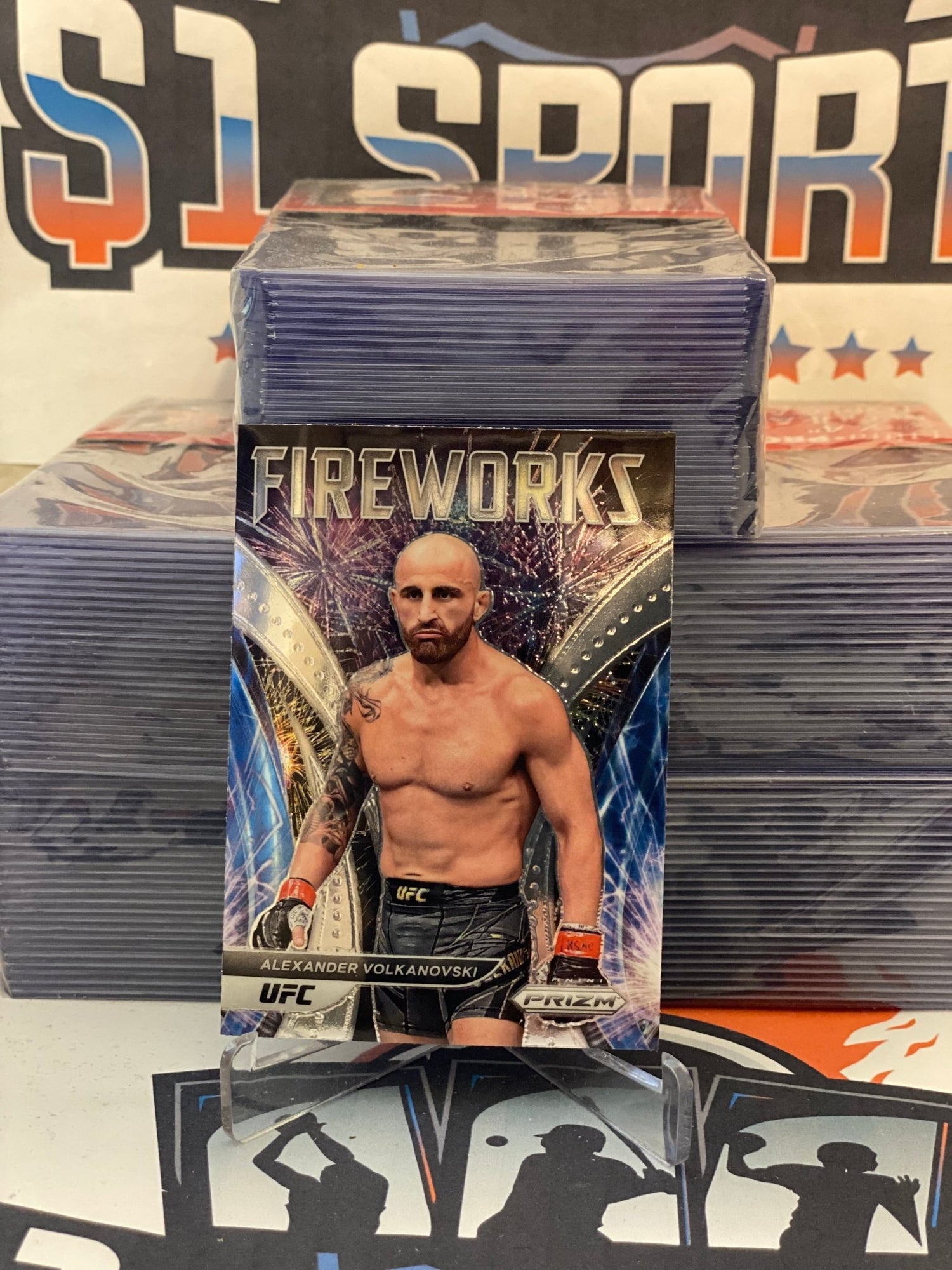 2022 Panini Prizm UFC (Fireworks) Alexander Volkanovski #22