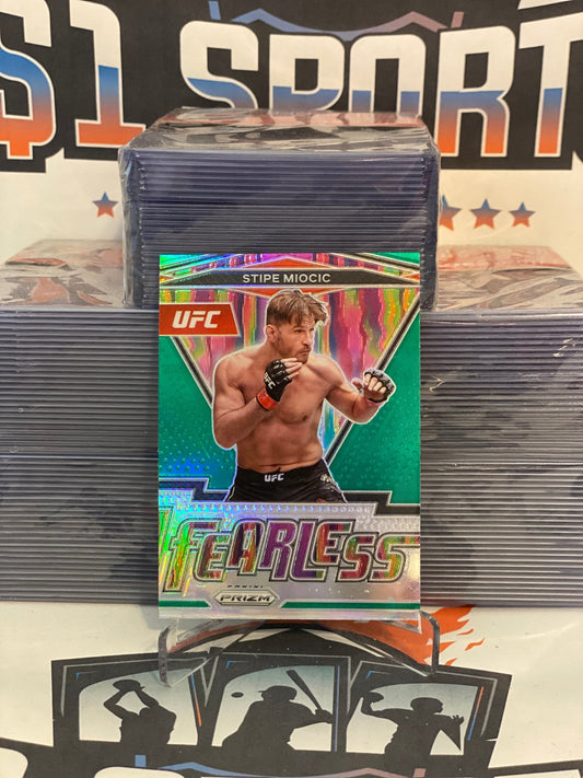 2022 Panini Prizm UFC (Green Prizm, Fearless) Stipe Miocic #8