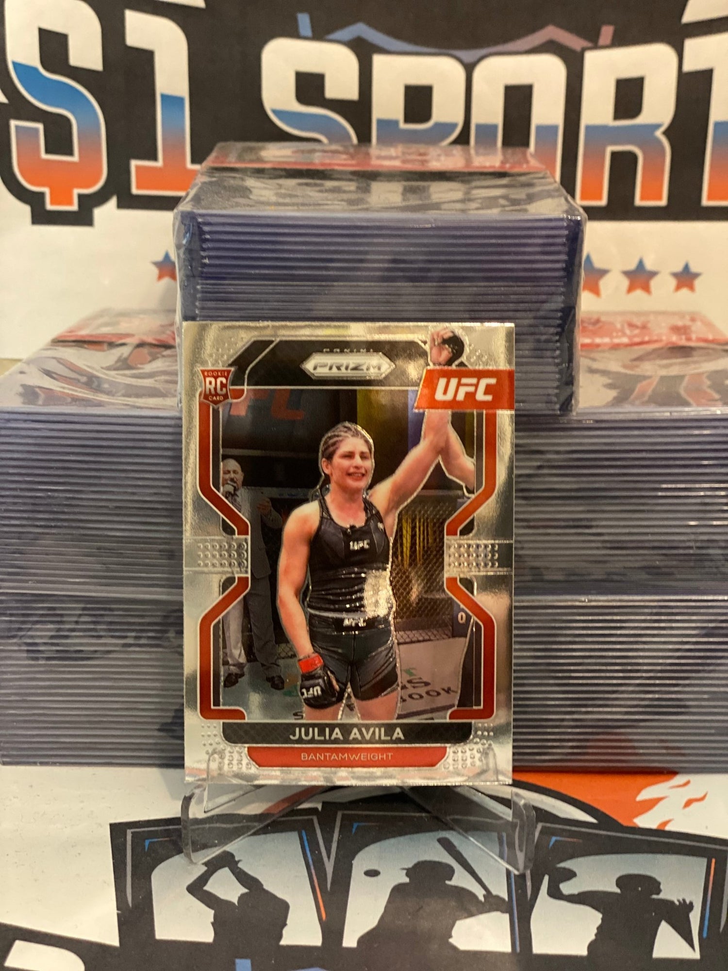 2022 Panini Prizm UFC Julia Avila Rookie #136