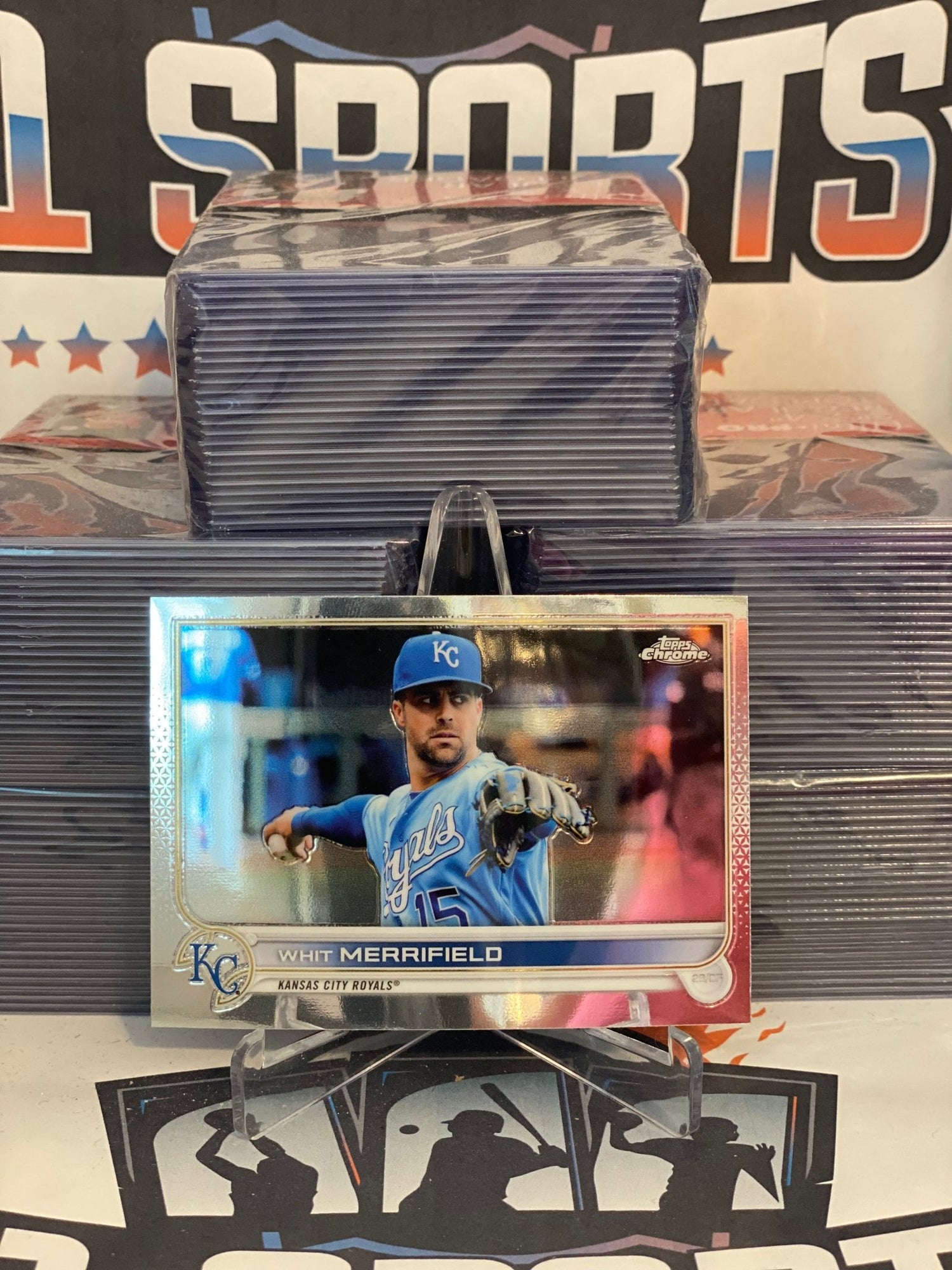 2022 Topps Chrome Whit Merrifield #154