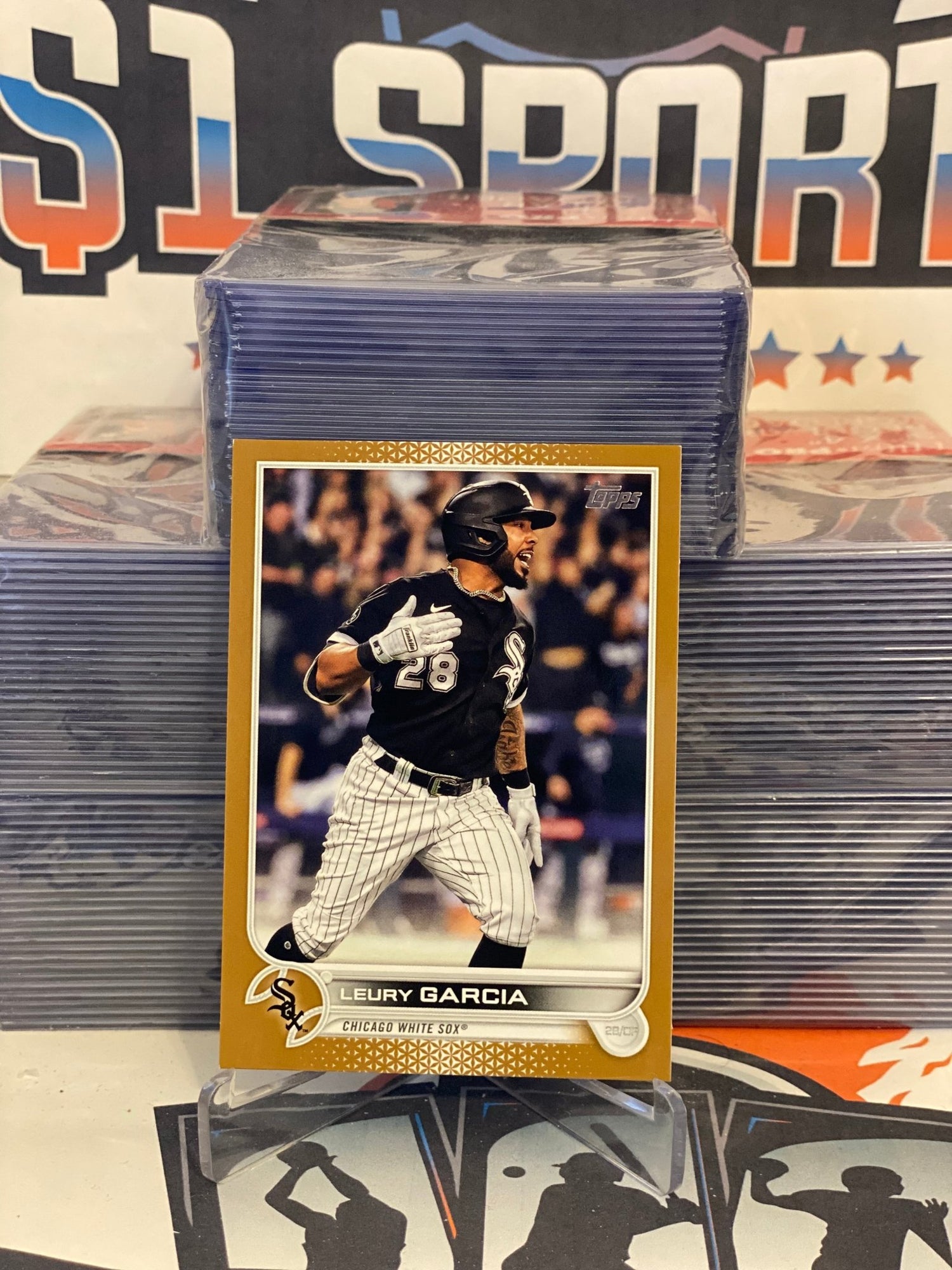 2022 Topps (Gold 1389/2022) Leury Garcia #348