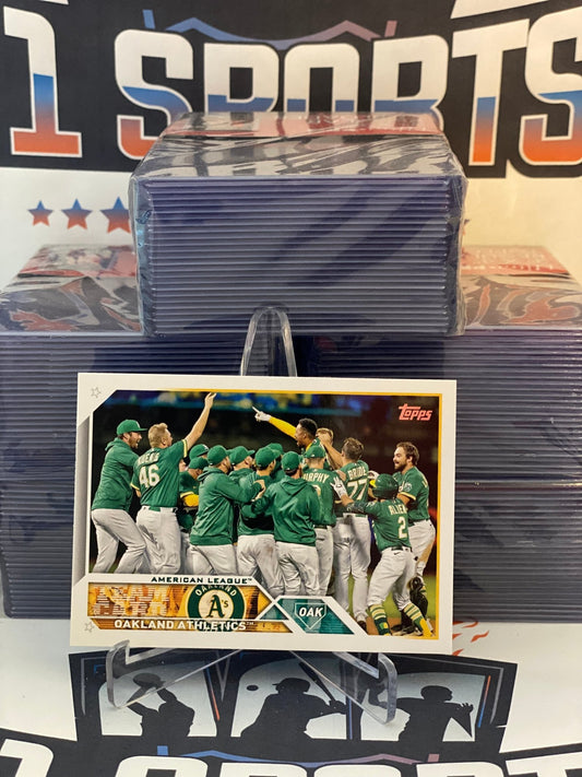 2023 Topps Oakland Athletics Team Card #577