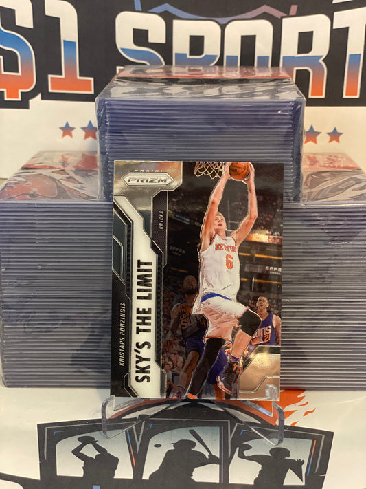 2016 Panini Prizm (Sky's The Limit) Kristaps Porzingis #22