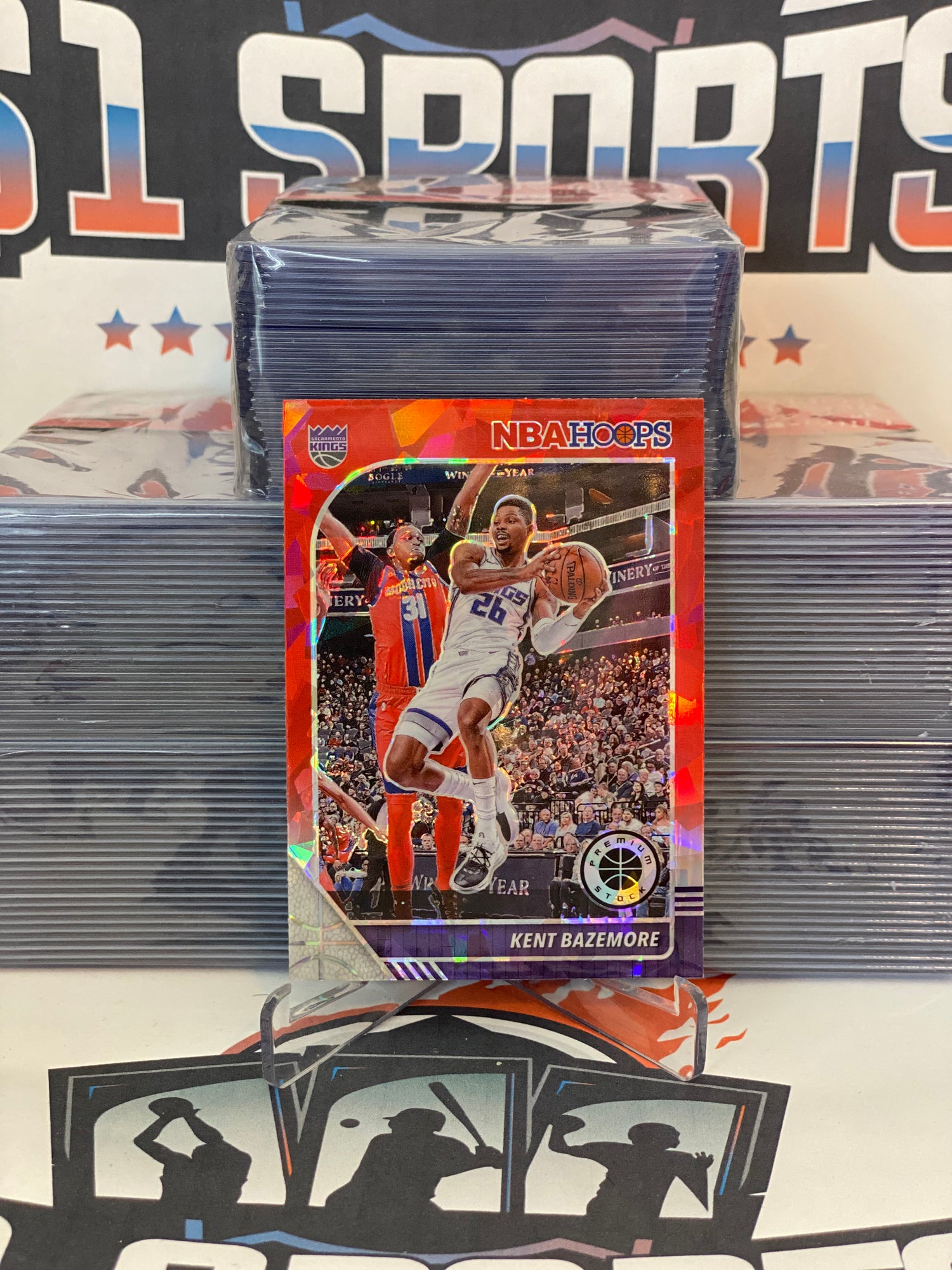 2019 Hoops Premium Stock (Red Ice Prizm) Kent Bazemore #4