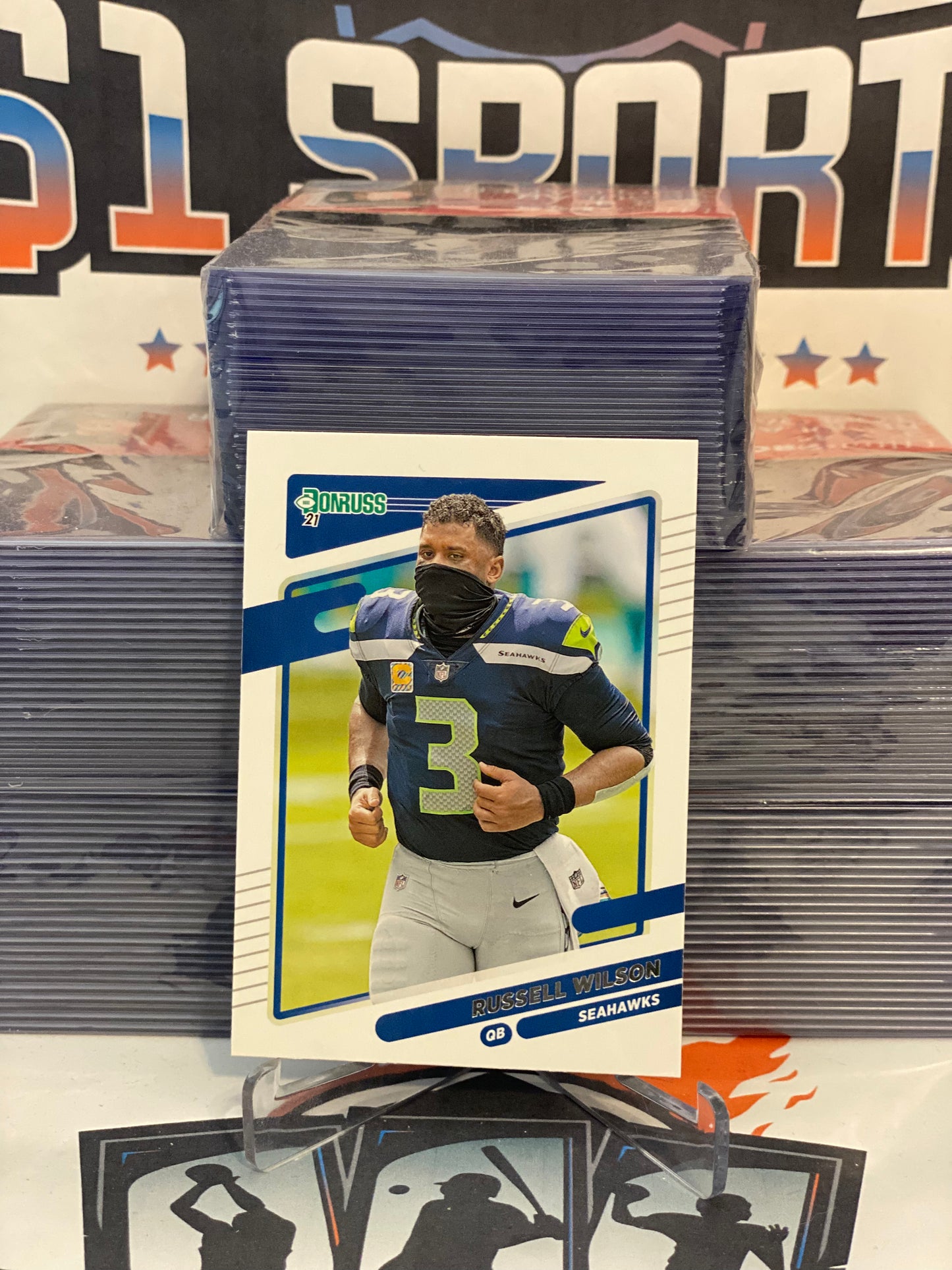 2021 Donruss (Helmetless Variation) Russell Wilson #28