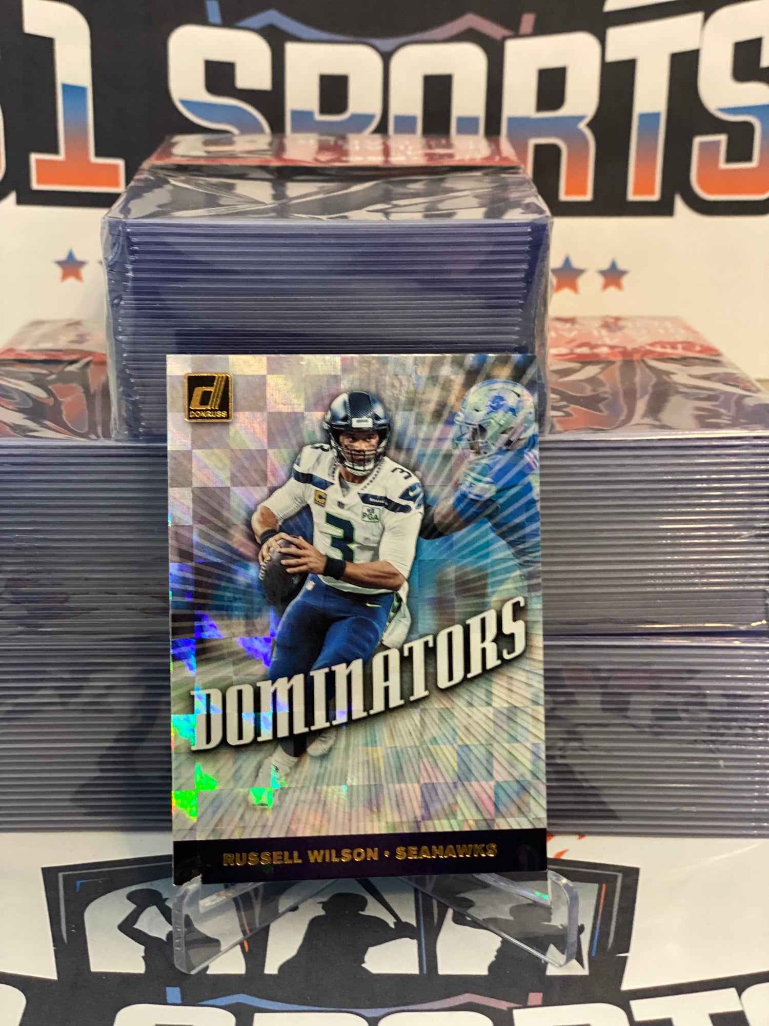 2019 Donruss (Dominators) Russell Wilson #DOM-33