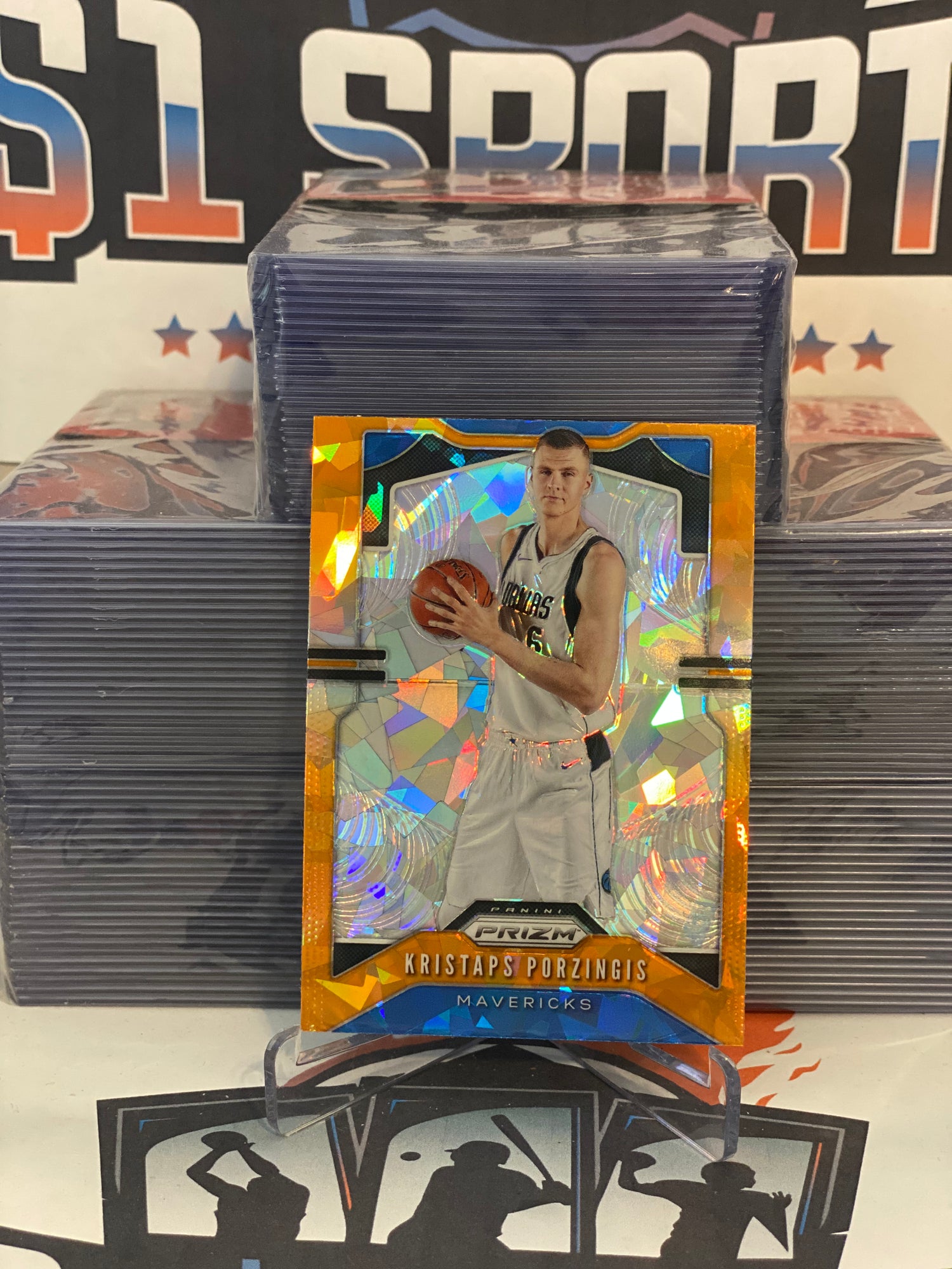 2019 Panini Prizm (Orange Ice Prizm) Kristaps Porzingis #76