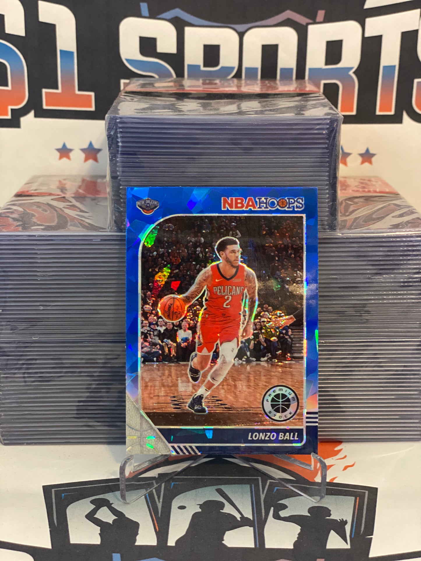 2019 Hoops Premium Stock (Blue Ice Prizm) Lonzo Ball #116